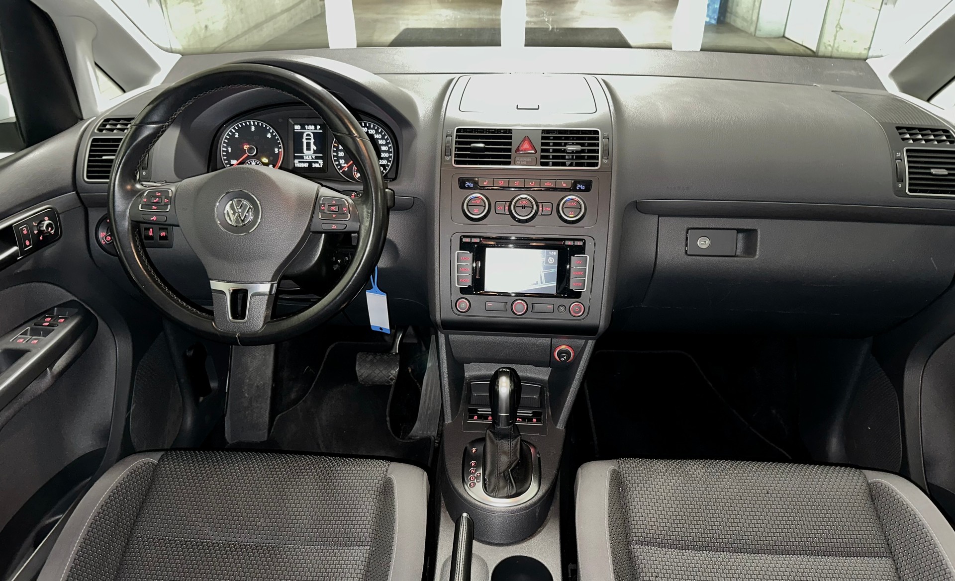 VW Touran 2.0 TDI BMT Comfortline DSG-image-14