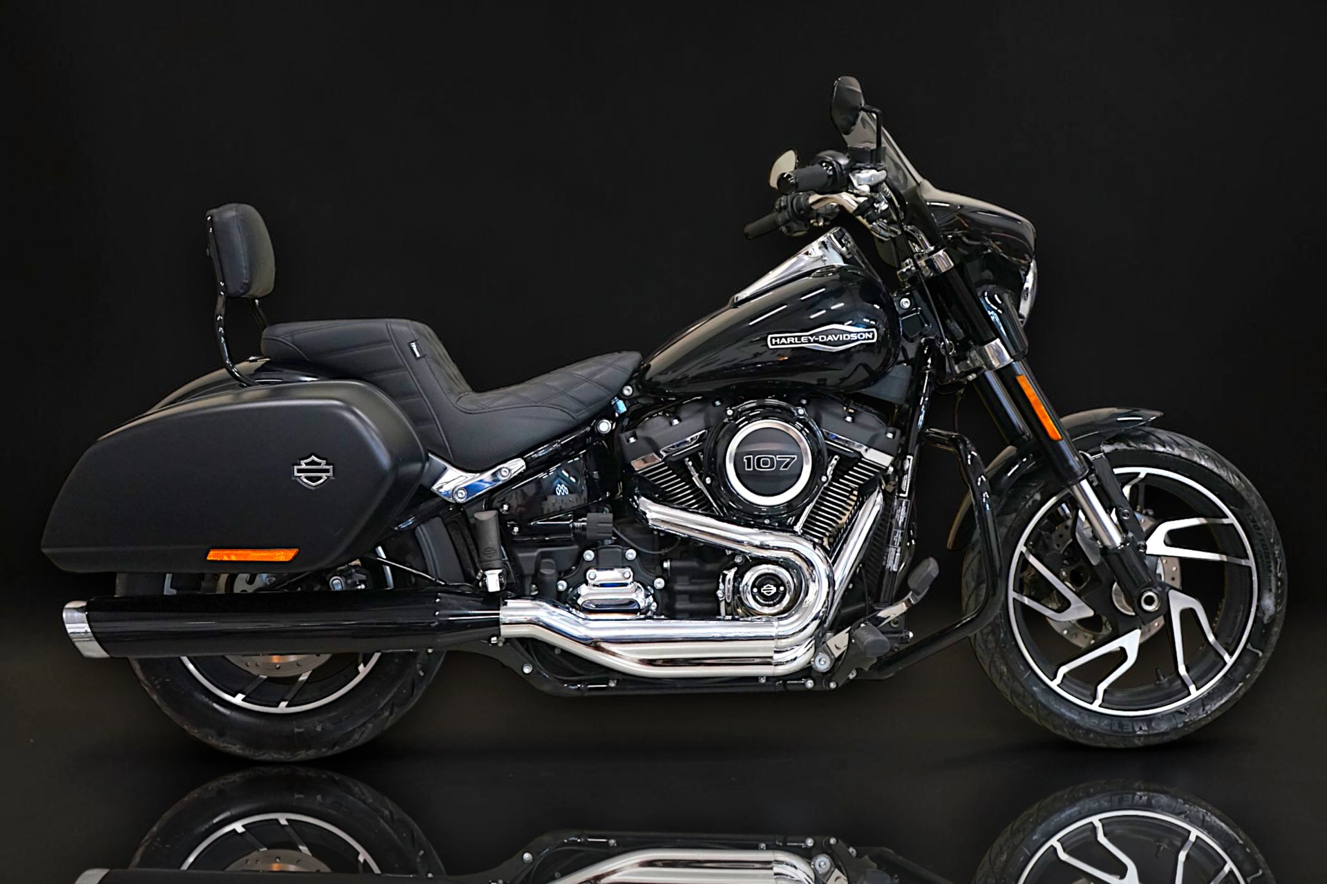HARLEY-DAVIDSON FLSB Sport Glide 107 ABS