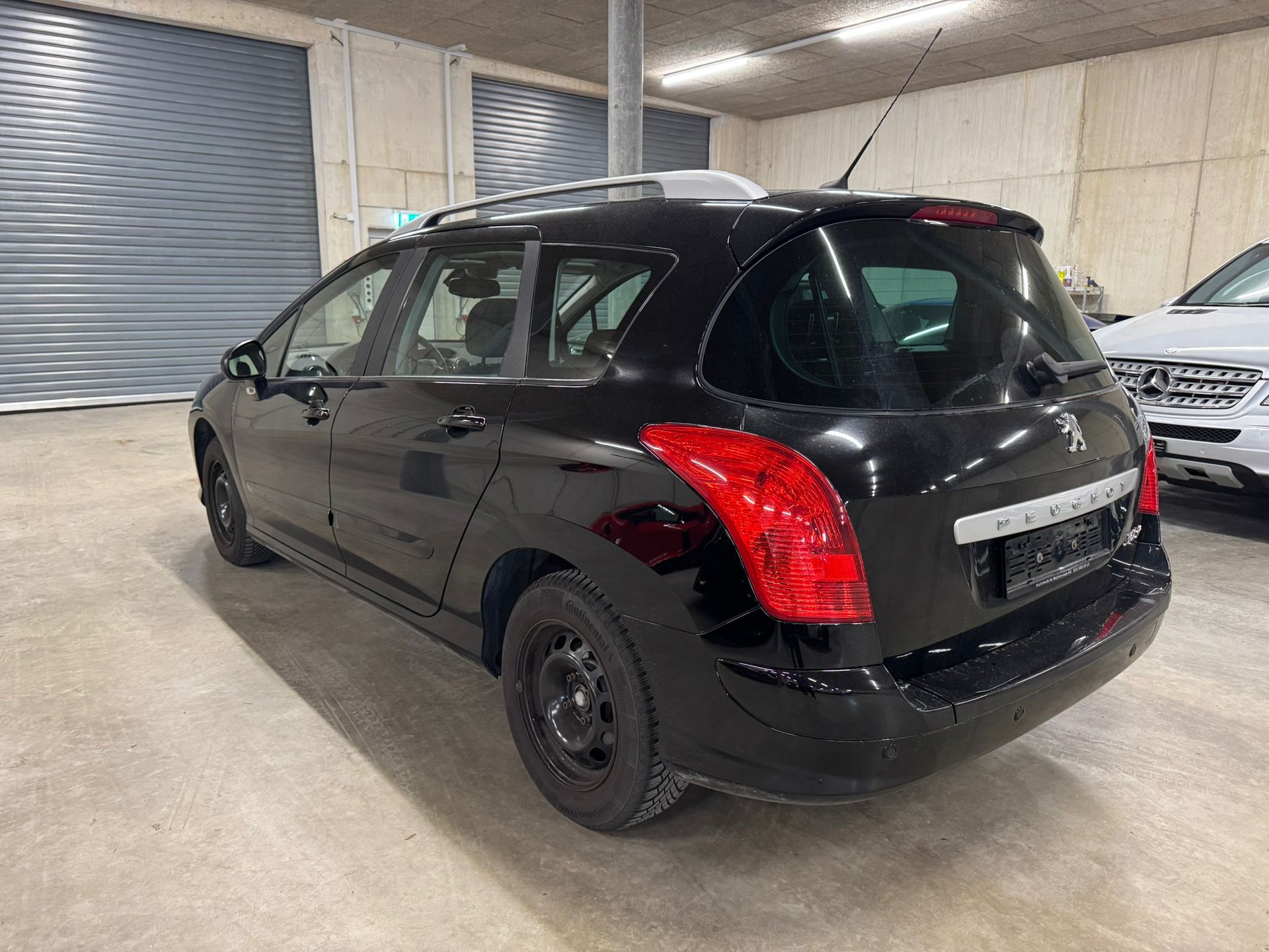 PEUGEOT 308 SW 1.6 16V VTI Sport-image-3