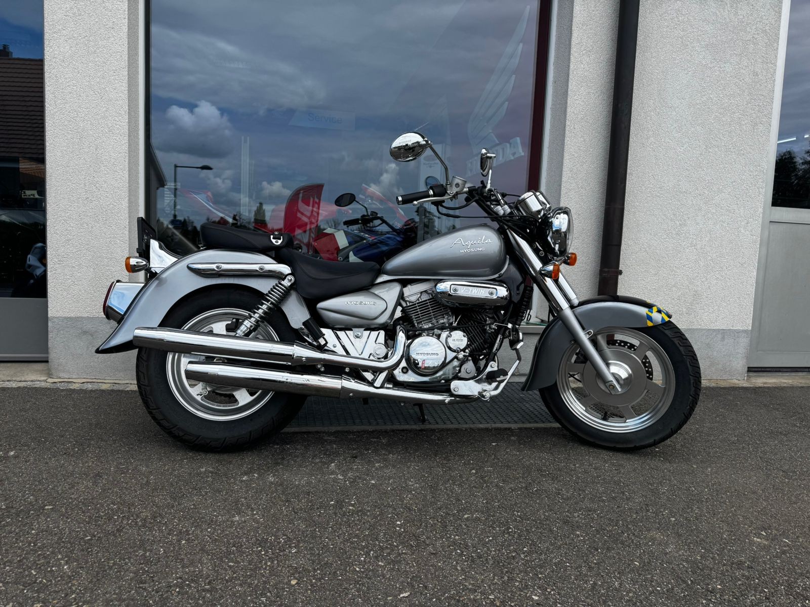 HYOSUNG Aquila GV 250