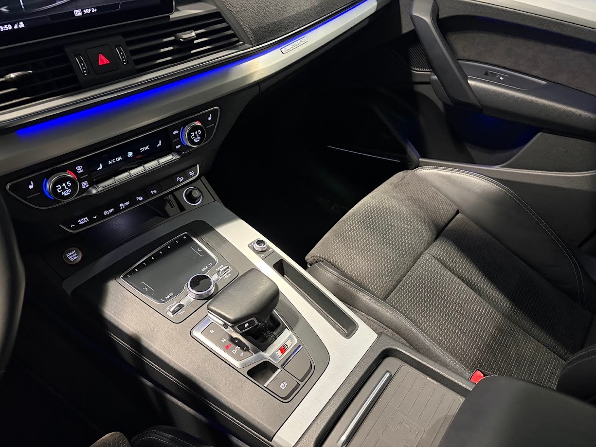 AUDI SQ5 TDI quattro tiptronic-image-9