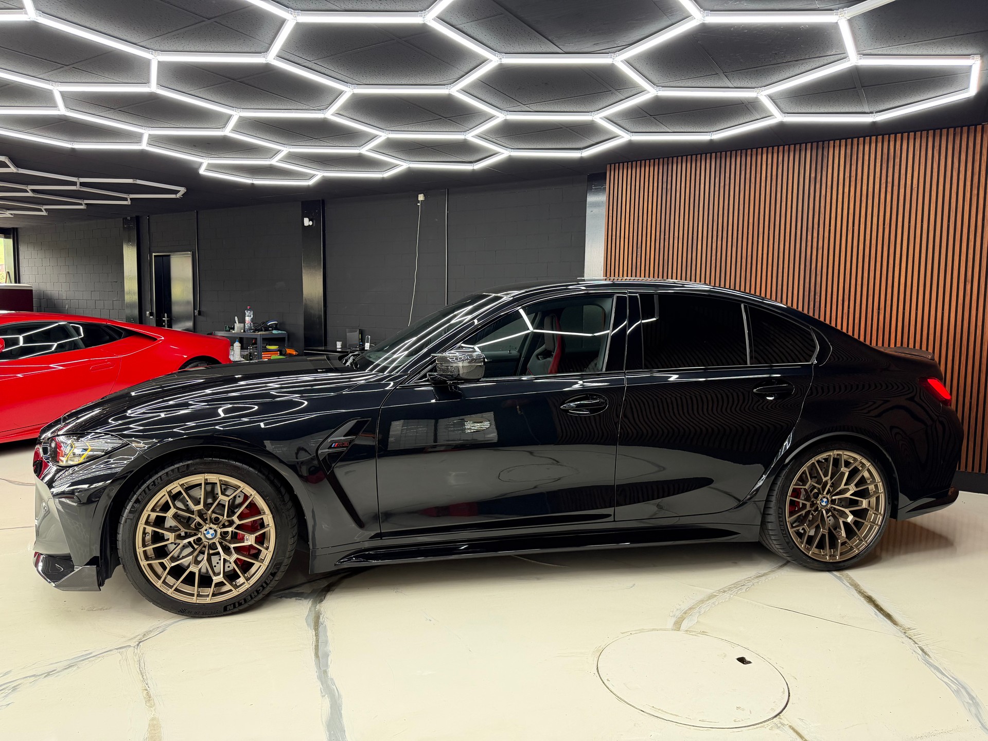 BMW M3 CS-image-4