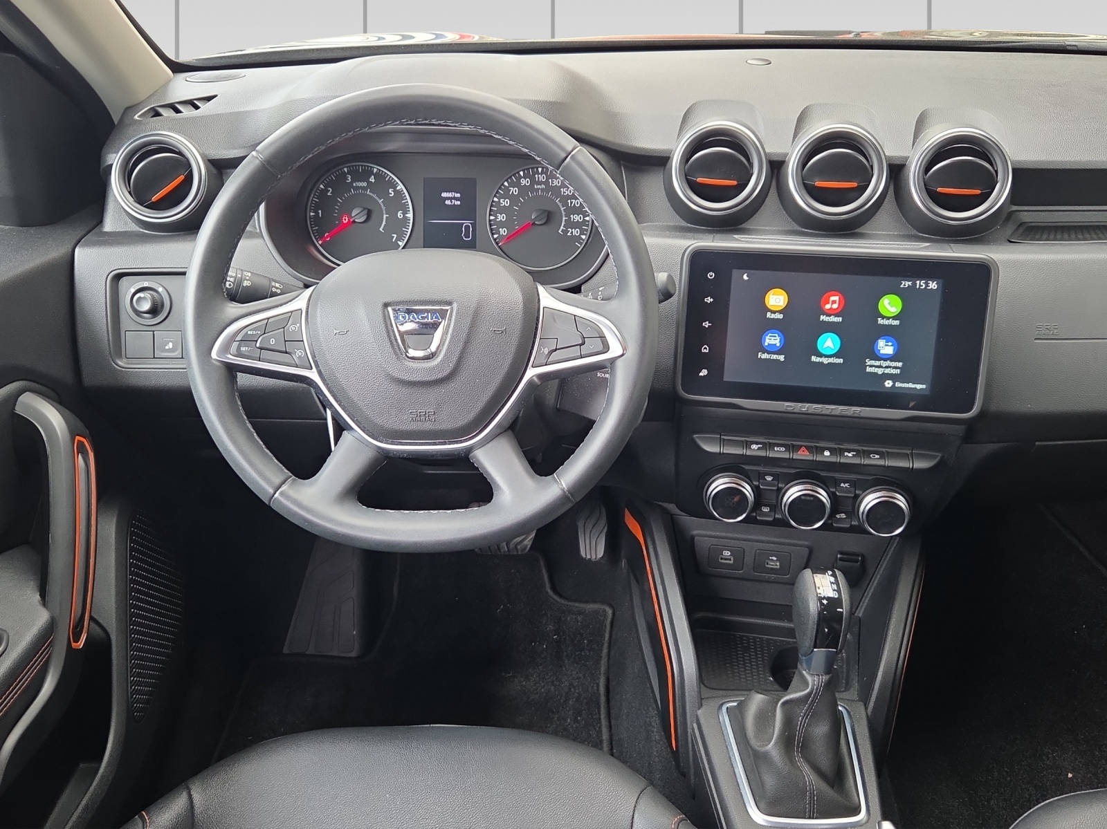 DACIA Duster TCe 150 Extreme EDC 4x2-image-8