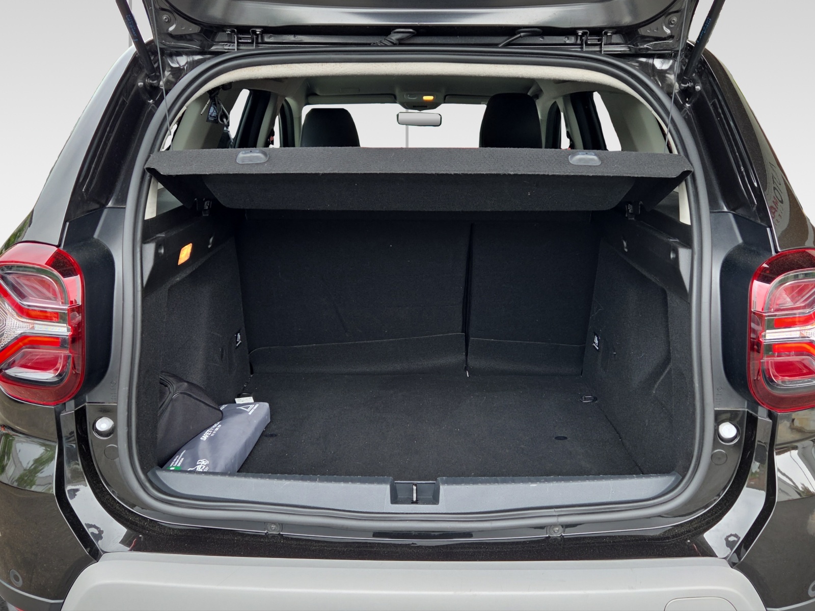 DACIA Duster TCe 150 Extreme EDC 4x2-image-10