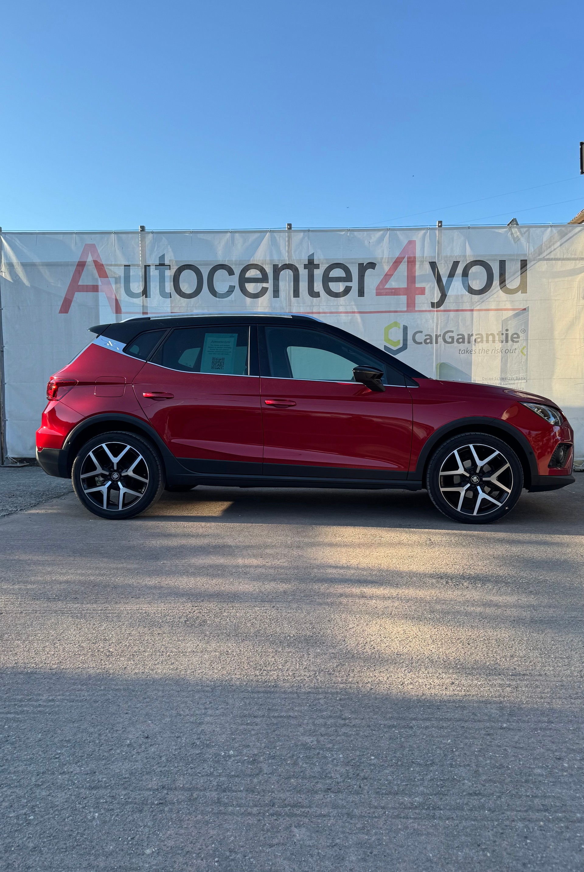 SEAT Arona 1.0 TSI Eco DSG SWISS FR-image-1