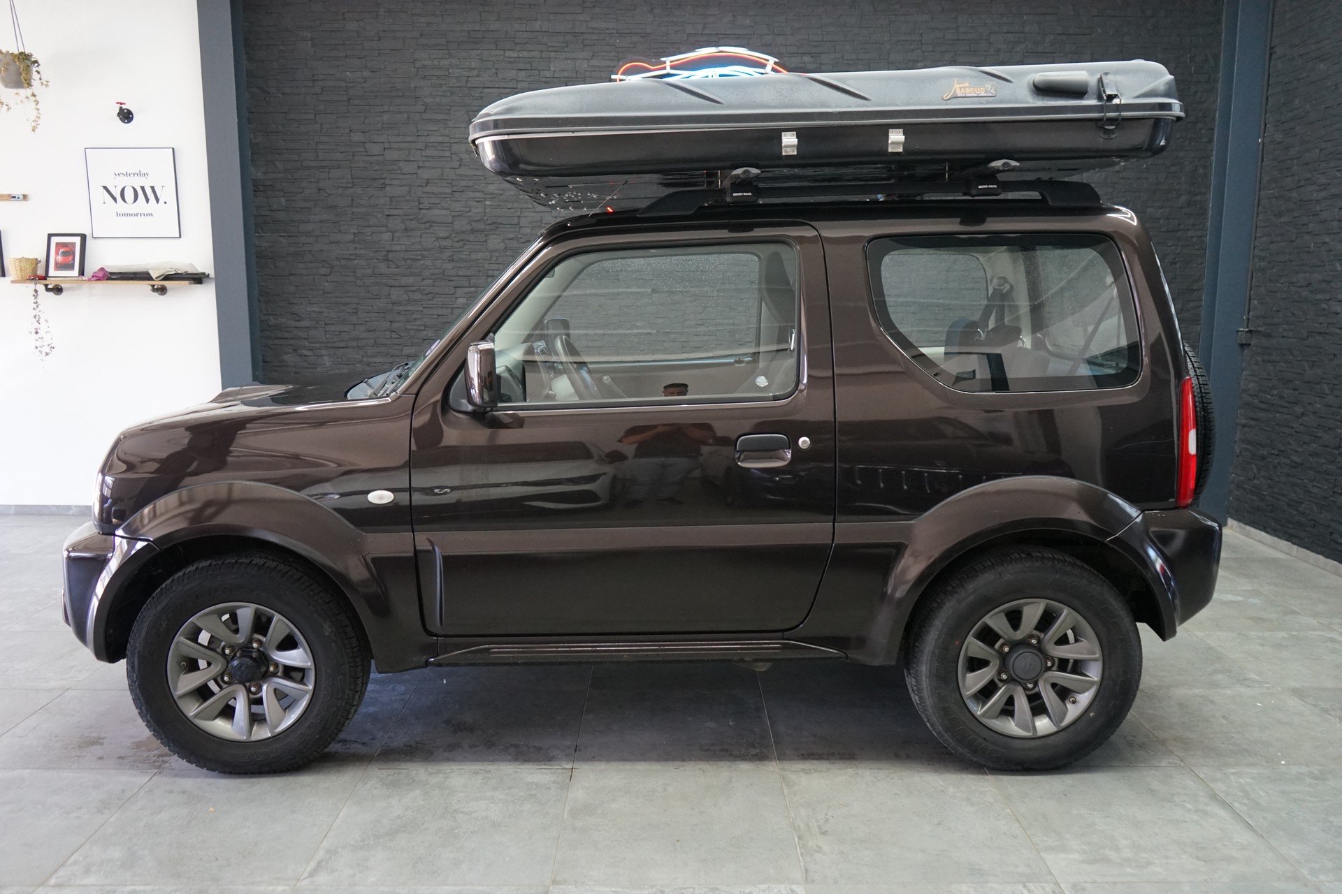SUZUKI Jimny 1.3 16V Compact Top-image-2