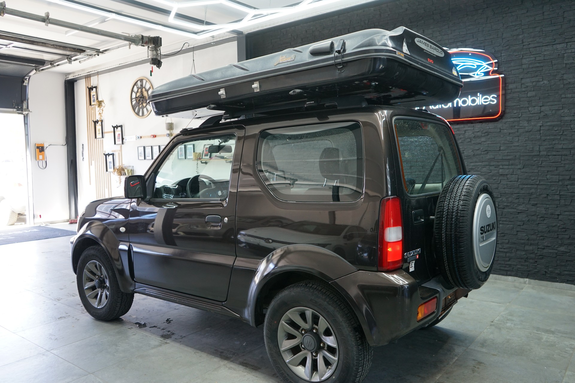 SUZUKI Jimny 1.3 16V Compact Top-image-3