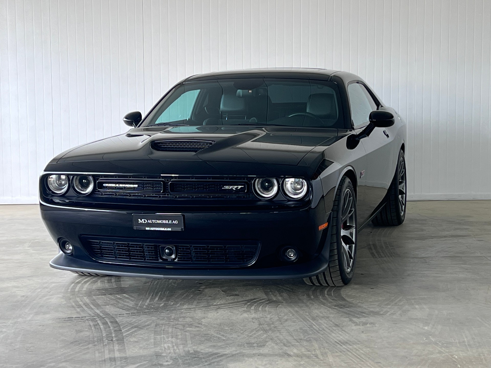DODGE SRT 392 6.4 V8 HEMI-image-6