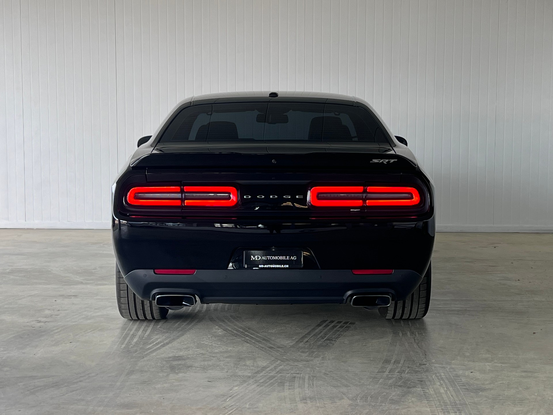 DODGE SRT 392 6.4 V8 HEMI-image-9