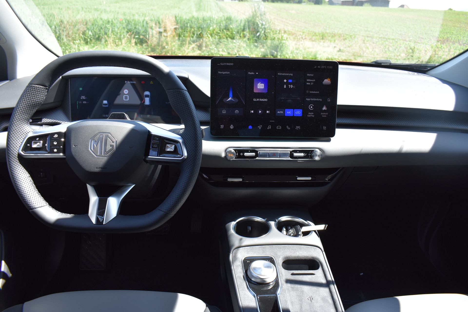 MG 4 EV 64kWh Premium-image-10