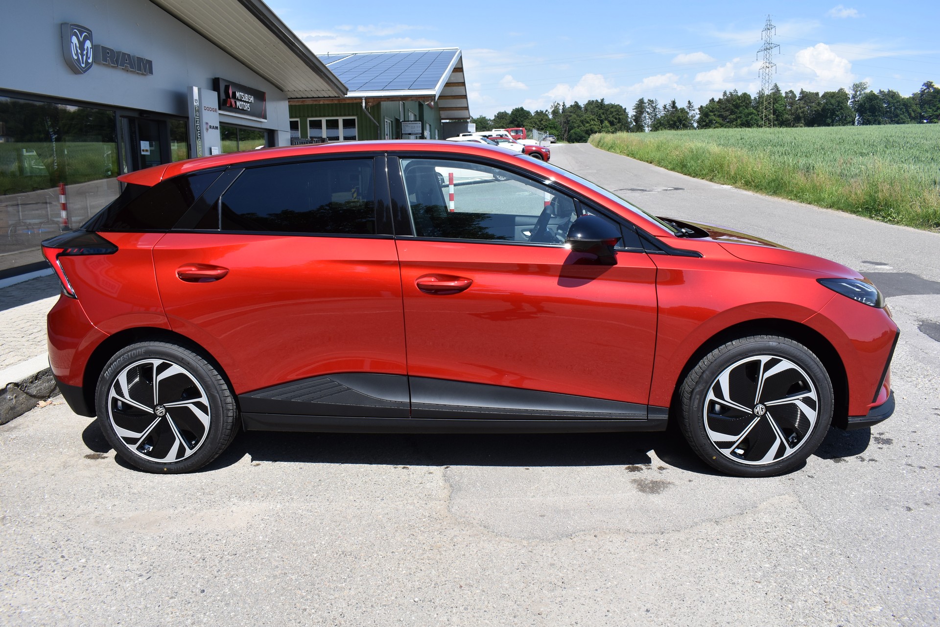 MG 4 EV 64kWh Premium-image-4