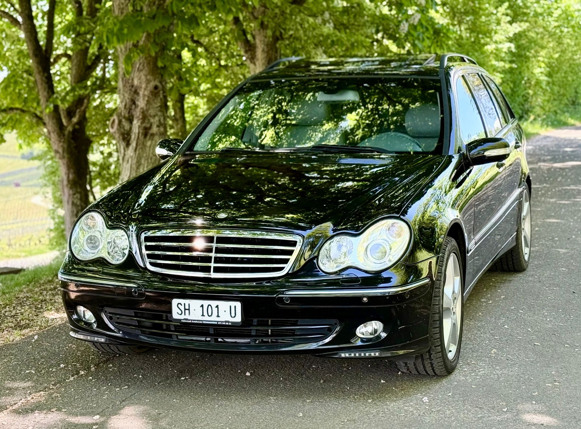 MERCEDES-BENZ C 350 Avantgarde Sport Edition 4Matic Automatic-showroom-element-3