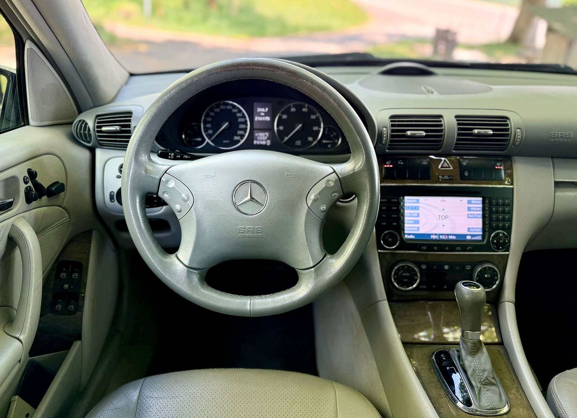 MERCEDES-BENZ C 350 Avantgarde Sport Edition 4Matic Automatic-image-27