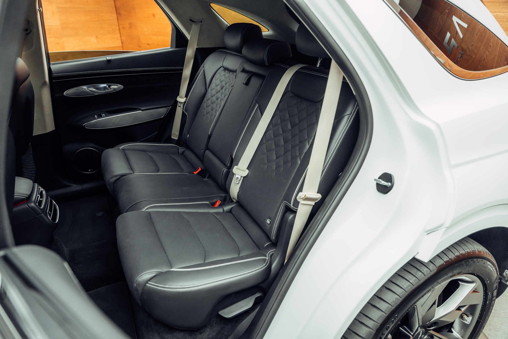 GENESIS GV70 Electrified Sport kWh 77,4 AWD-image-7