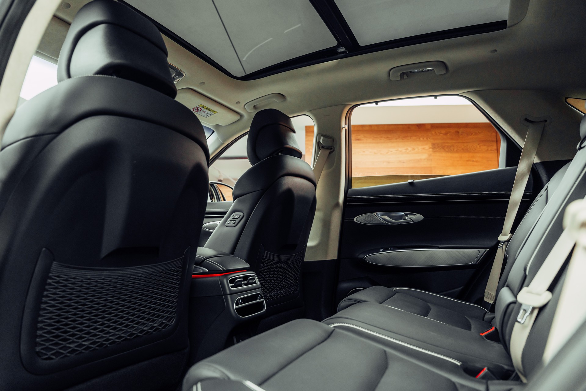 GENESIS GV70 Electrified Sport kWh 77,4 AWD-image-8