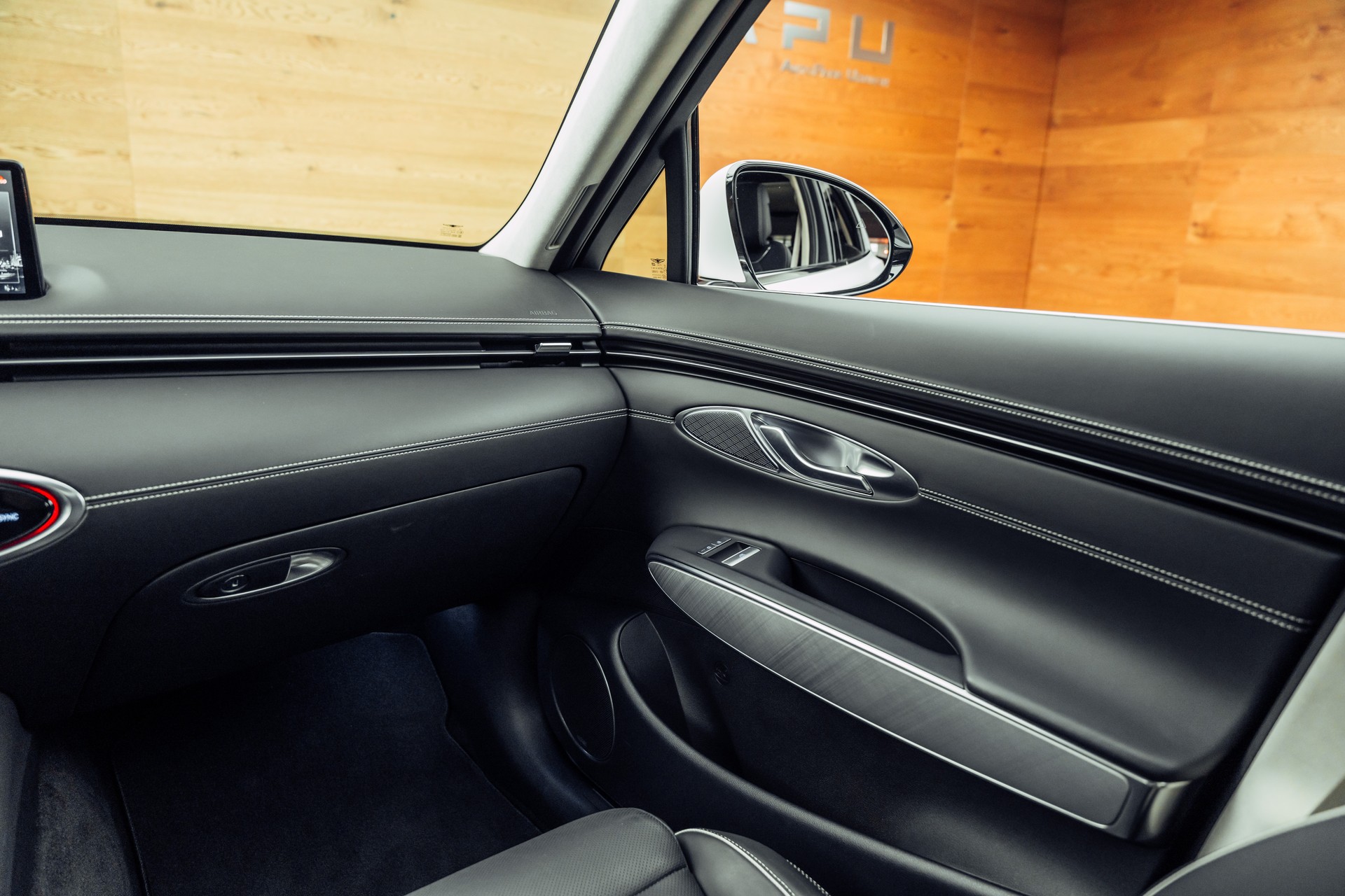 GENESIS GV70 Electrified Sport kWh 77,4 AWD-image-10