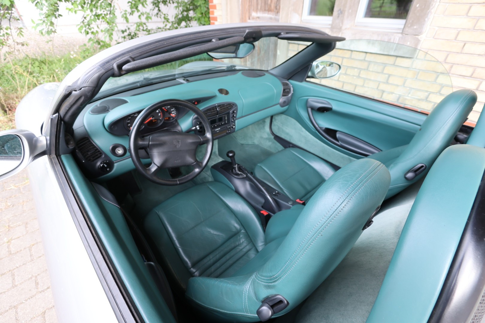 PORSCHE 2.5-image-5