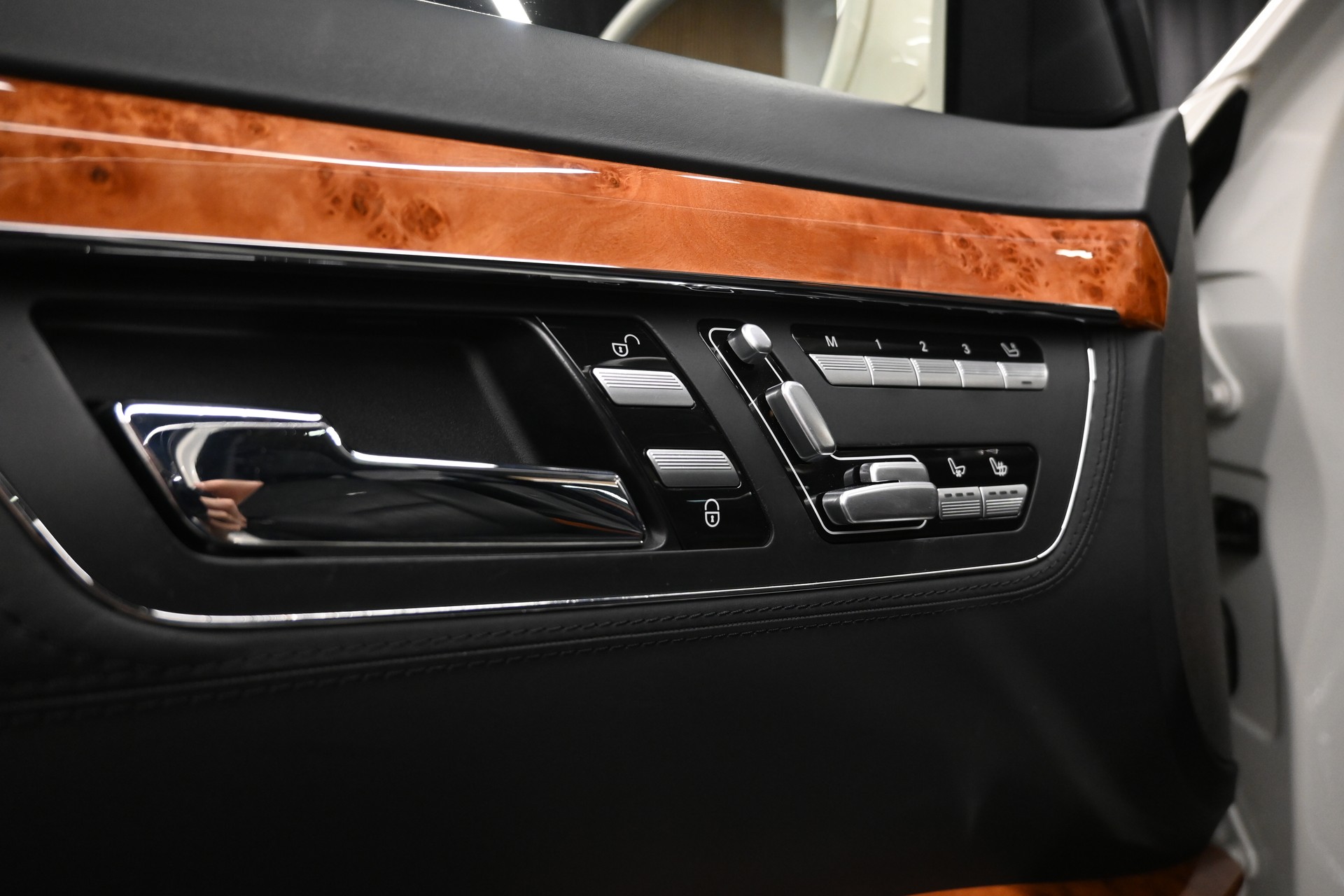 MERCEDES-BENZ S 600 L Automatic-image-15