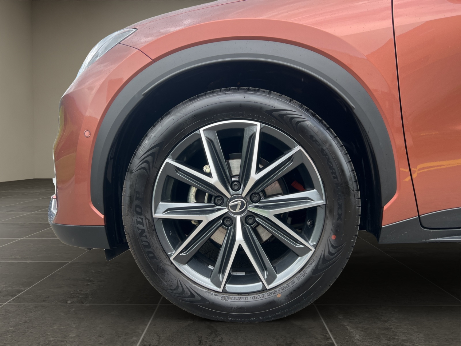 LEXUS LBX 1.5 Hybrid Cool AWD-image-23