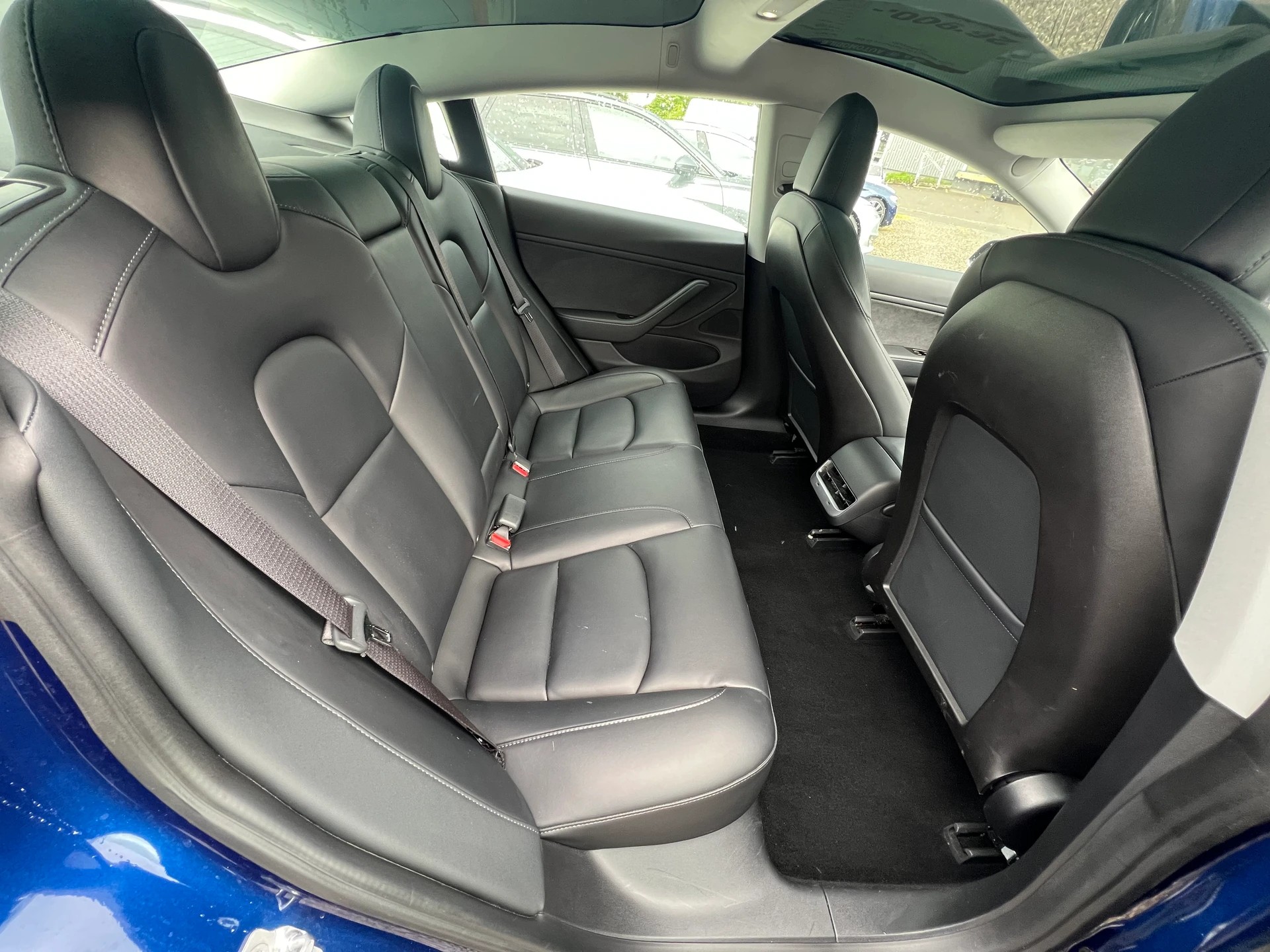 TESLA Model 3 Performance Dual Motor AWD-image-8