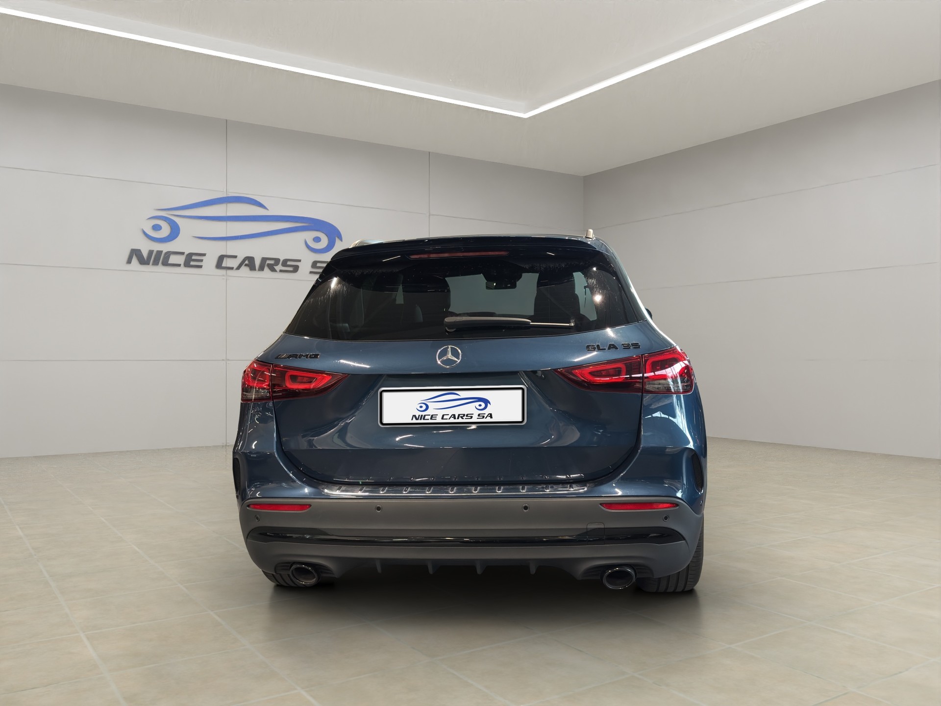 MERCEDES-BENZ GLA 35 AMG 4Matic 8G-Speedshift DCT-image-6
