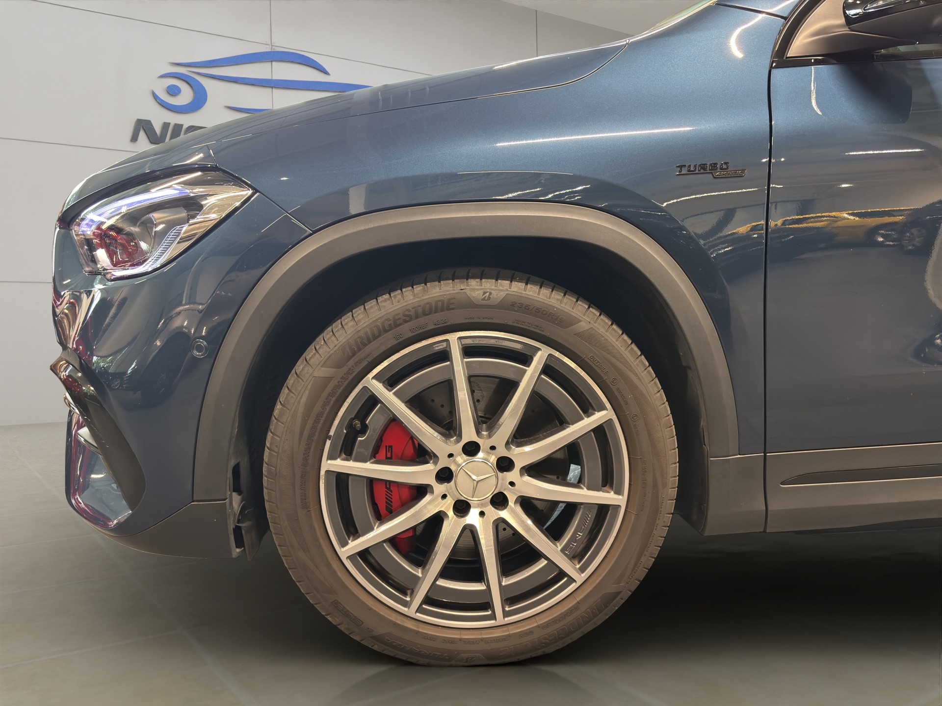 MERCEDES-BENZ GLA 35 AMG 4Matic 8G-Speedshift DCT-image-4