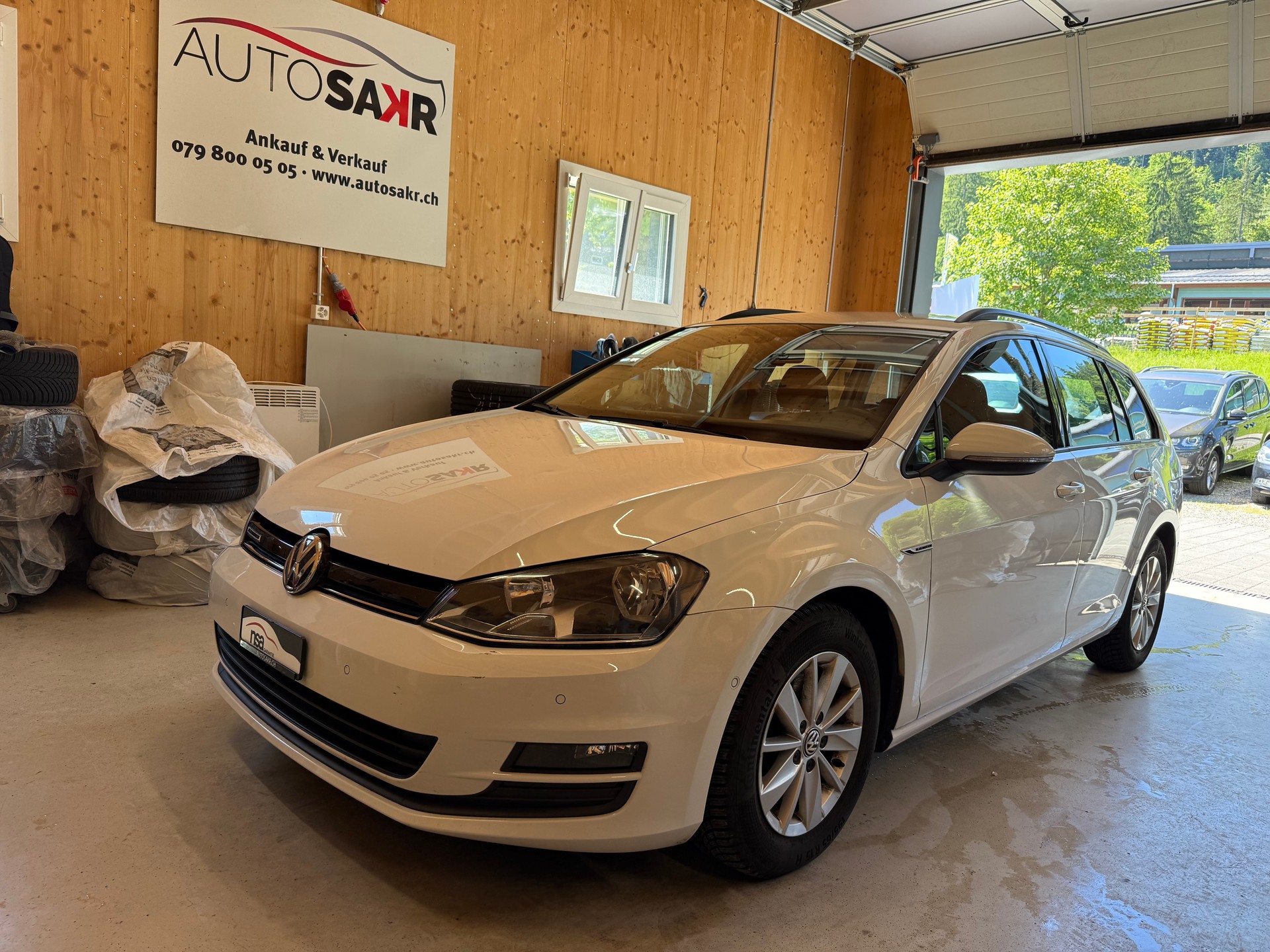 VW Golf Variant 1.0 TSI BlueMotion Comfortline DSG-image-0
