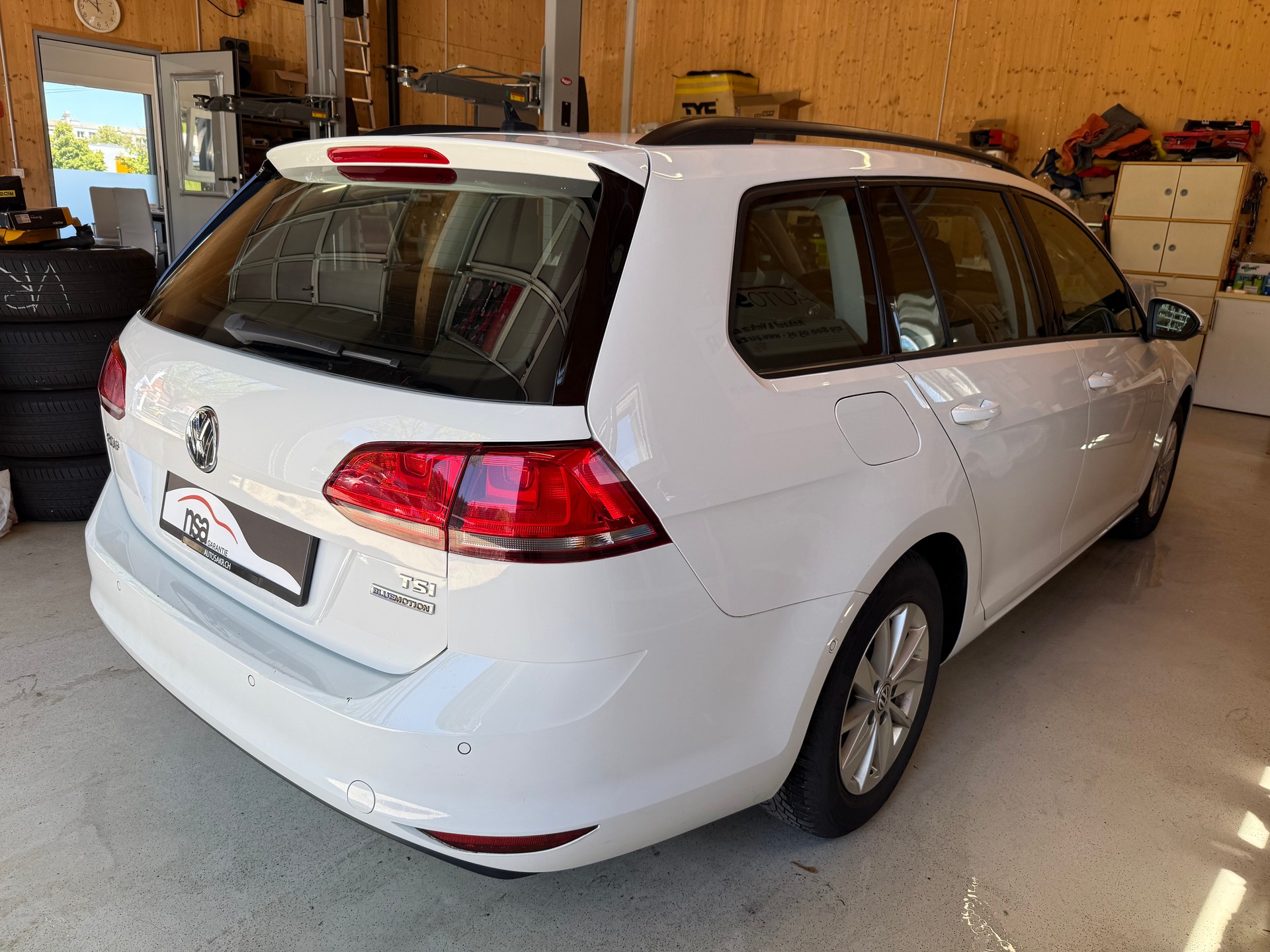 VW Golf Variant 1.0 TSI BlueMotion Comfortline DSG-image-3