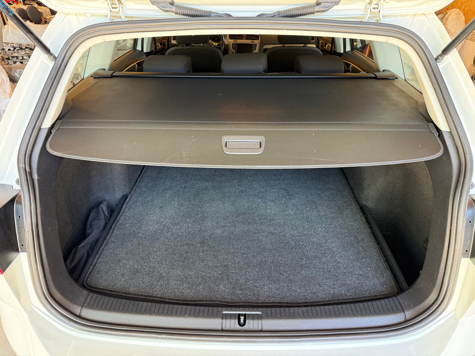 VW Golf Variant 1.0 TSI BlueMotion Comfortline DSG-image-14
