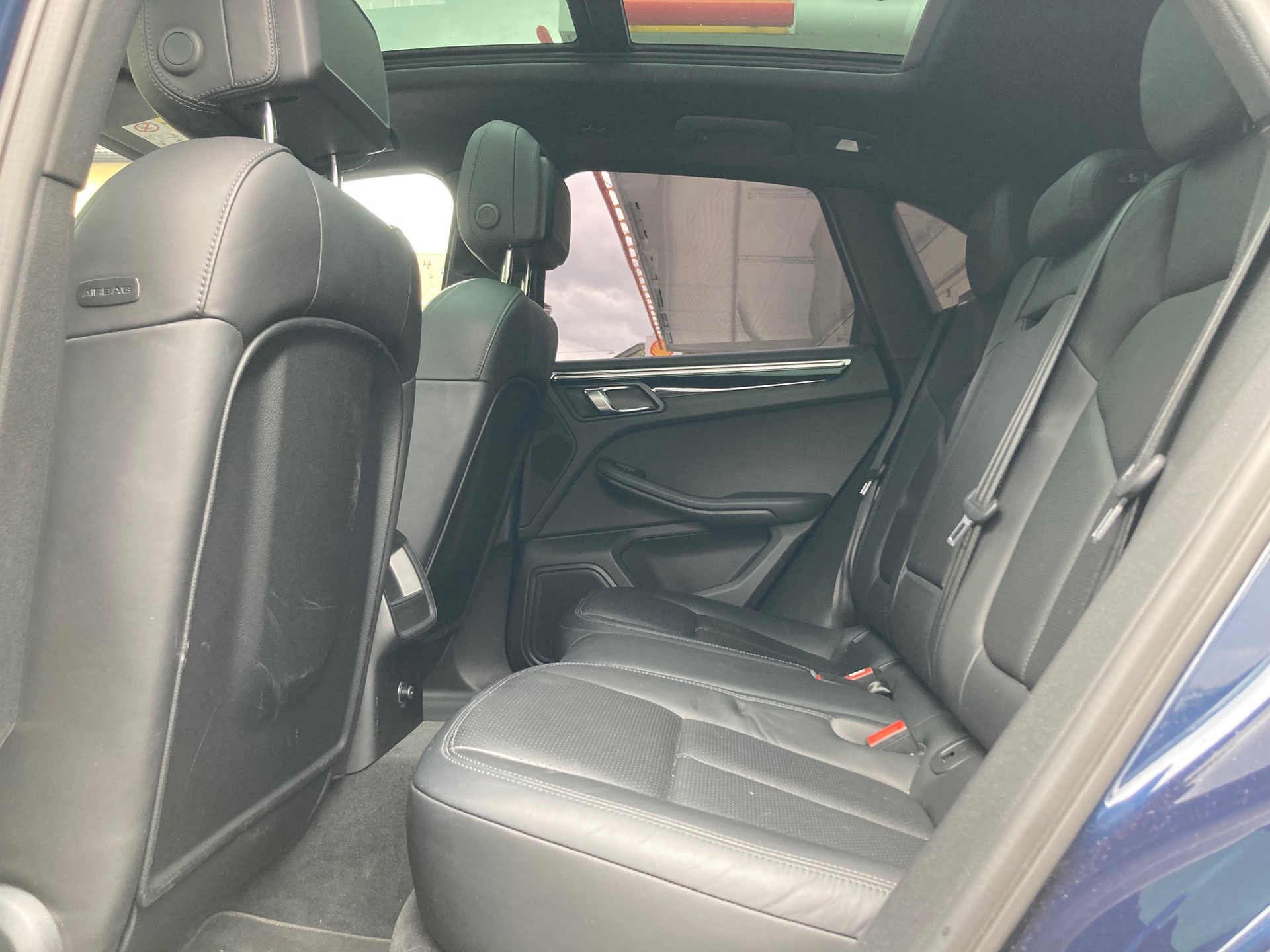 PORSCHE Macan S-image-6