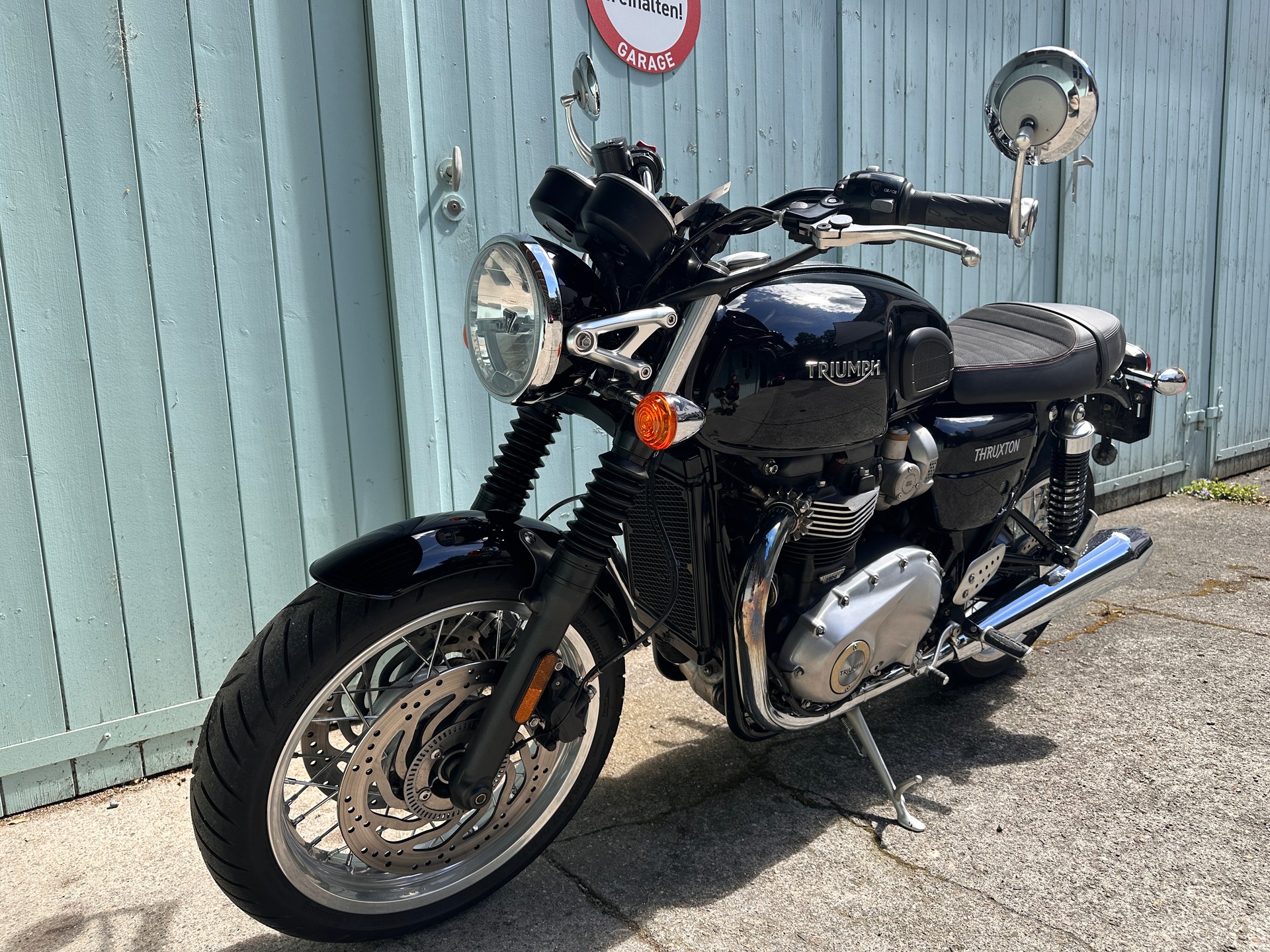 TRIUMPH Thruxton 1200 i ABS-showroom-element-2