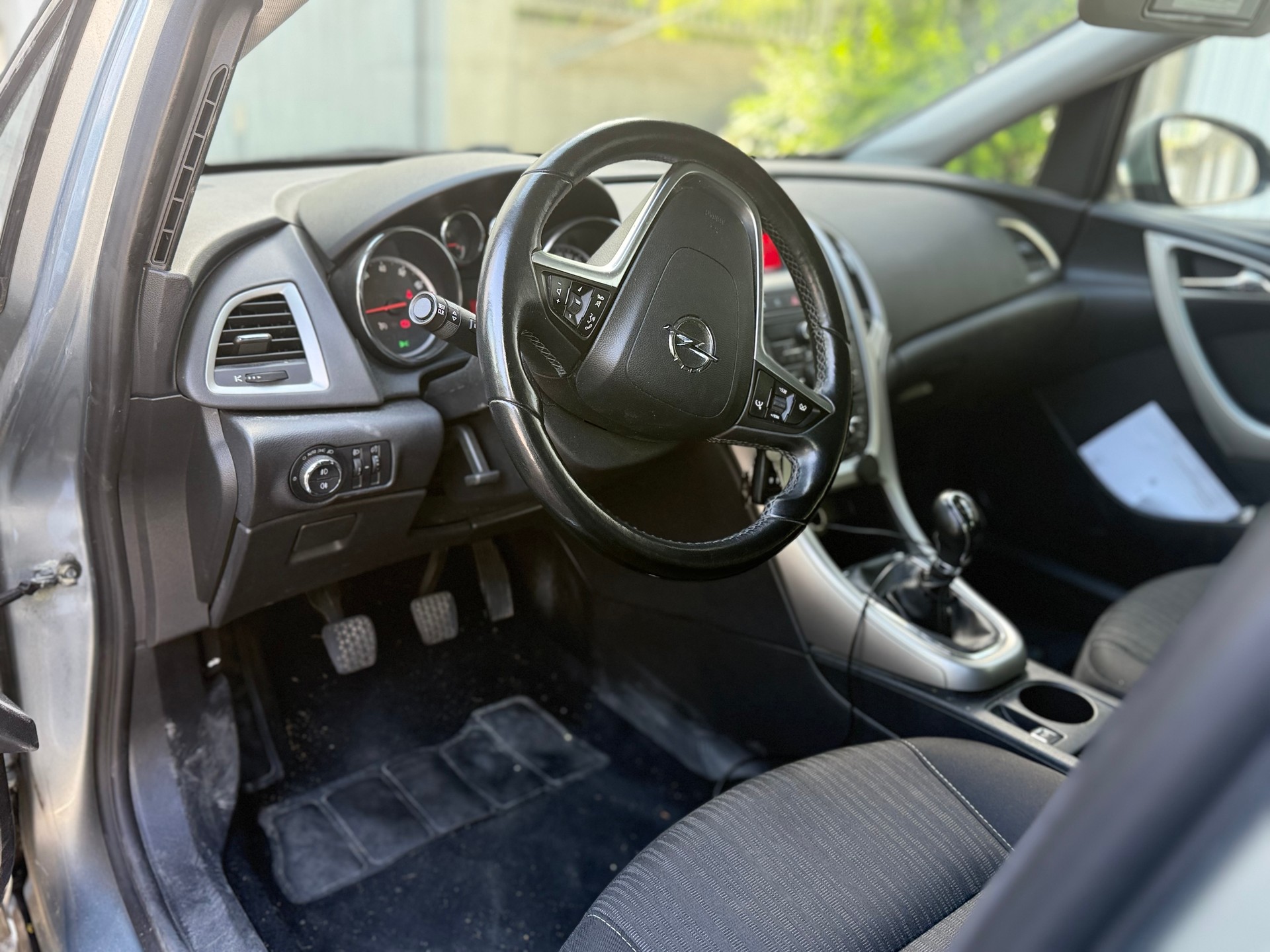 OPEL Astra 1.4i 16V Turbo Enjoy-image-4
