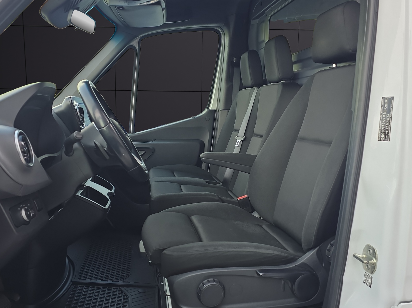 MERCEDES-BENZ 314 CDI Standard 9G-TRONIC FWD-image-8