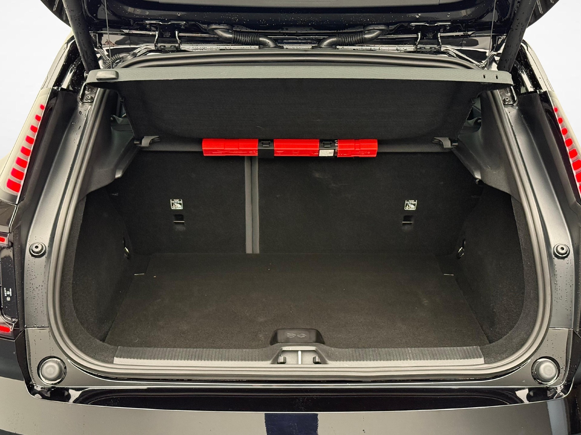 VOLVO EX30 E60 Twin Ultra Performance AWD-image-11