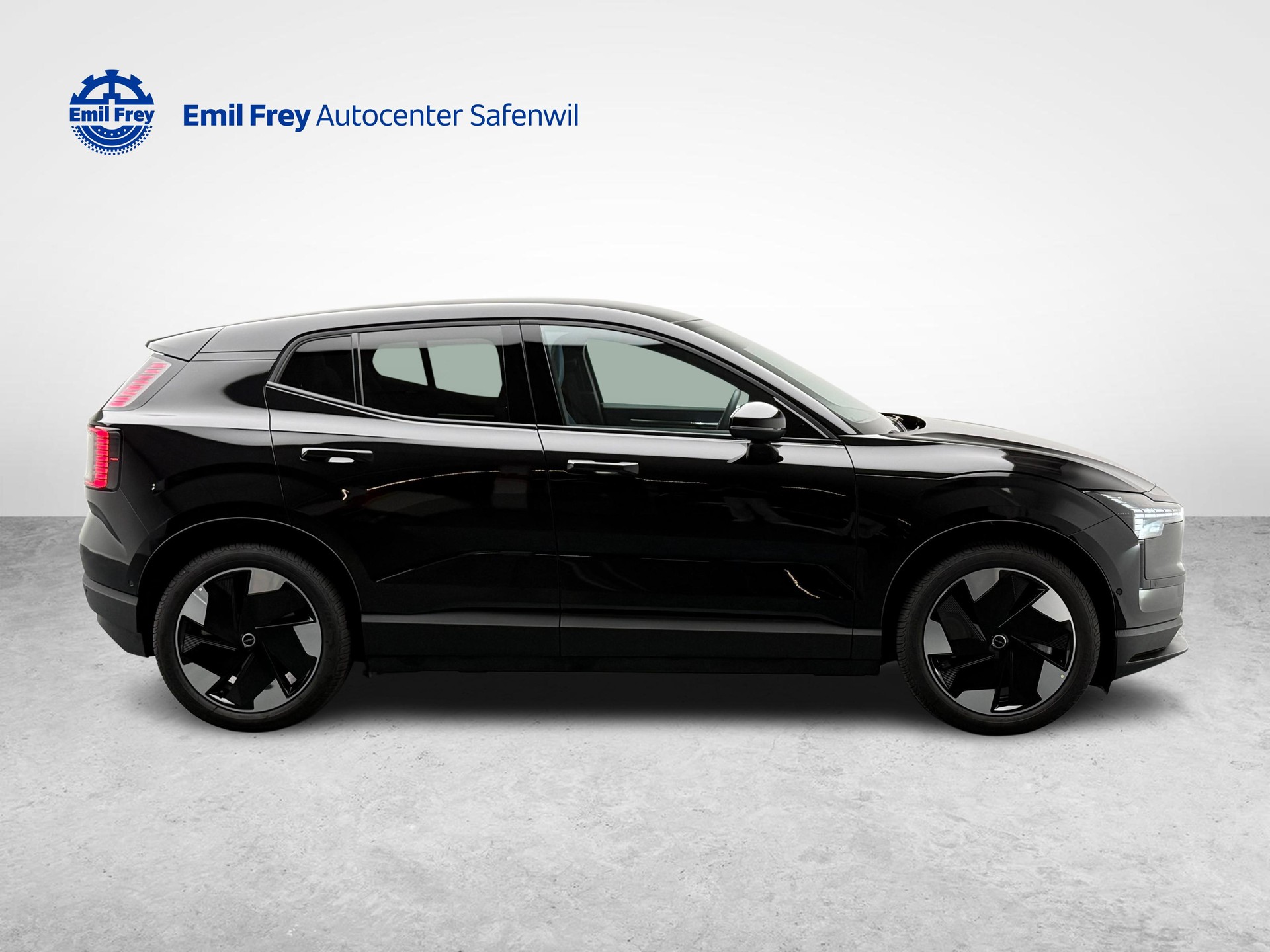 VOLVO EX30 E60 Twin Ultra Performance AWD-image-5