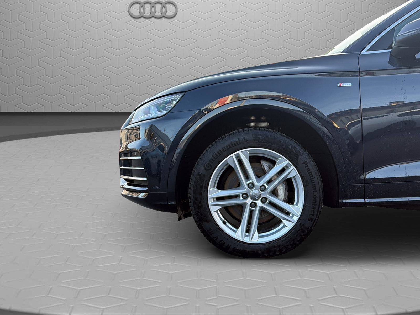 AUDI Q5 55 TFSI e sport quattro-image-8