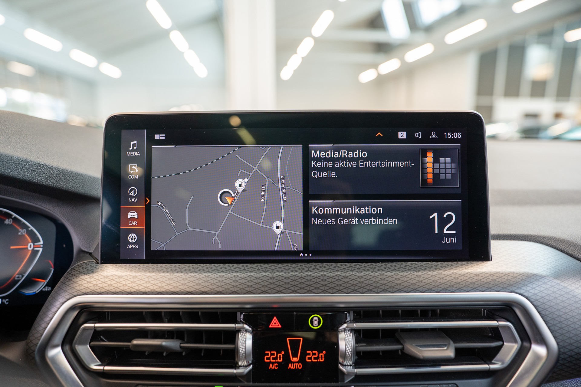 BMW X3 30i xDrive SAG M Sport / Panorama / Rückfahrkamera / el.Heckklappe-image-21