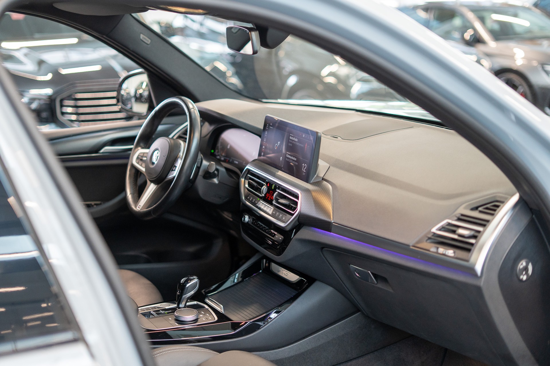 BMW X3 30i xDrive SAG M Sport / Panorama / Rückfahrkamera / el.Heckklappe-image-15