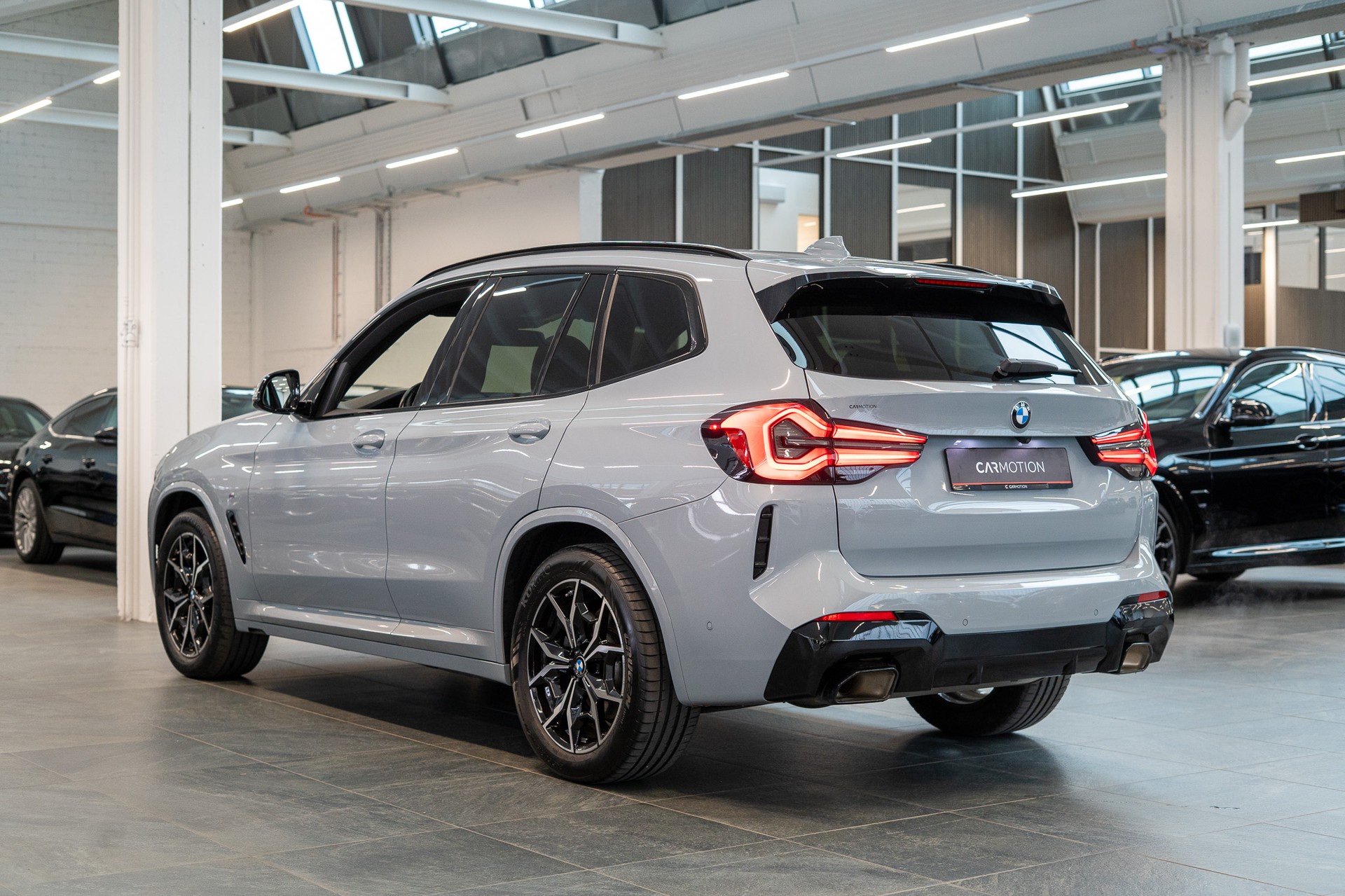 BMW X3 30i xDrive SAG M Sport / Panorama / Rückfahrkamera / el.Heckklappe-image-7