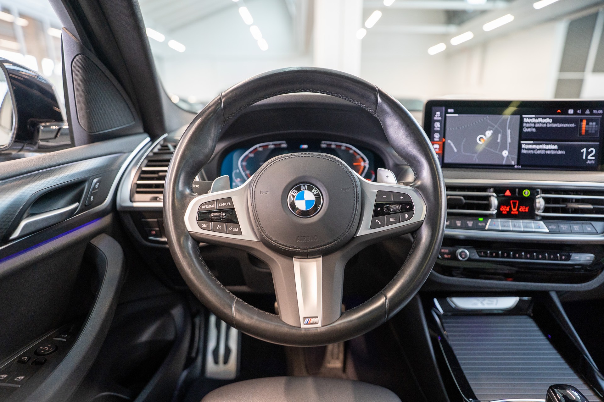 BMW X3 30i xDrive SAG M Sport / Panorama / Rückfahrkamera / el.Heckklappe-image-17