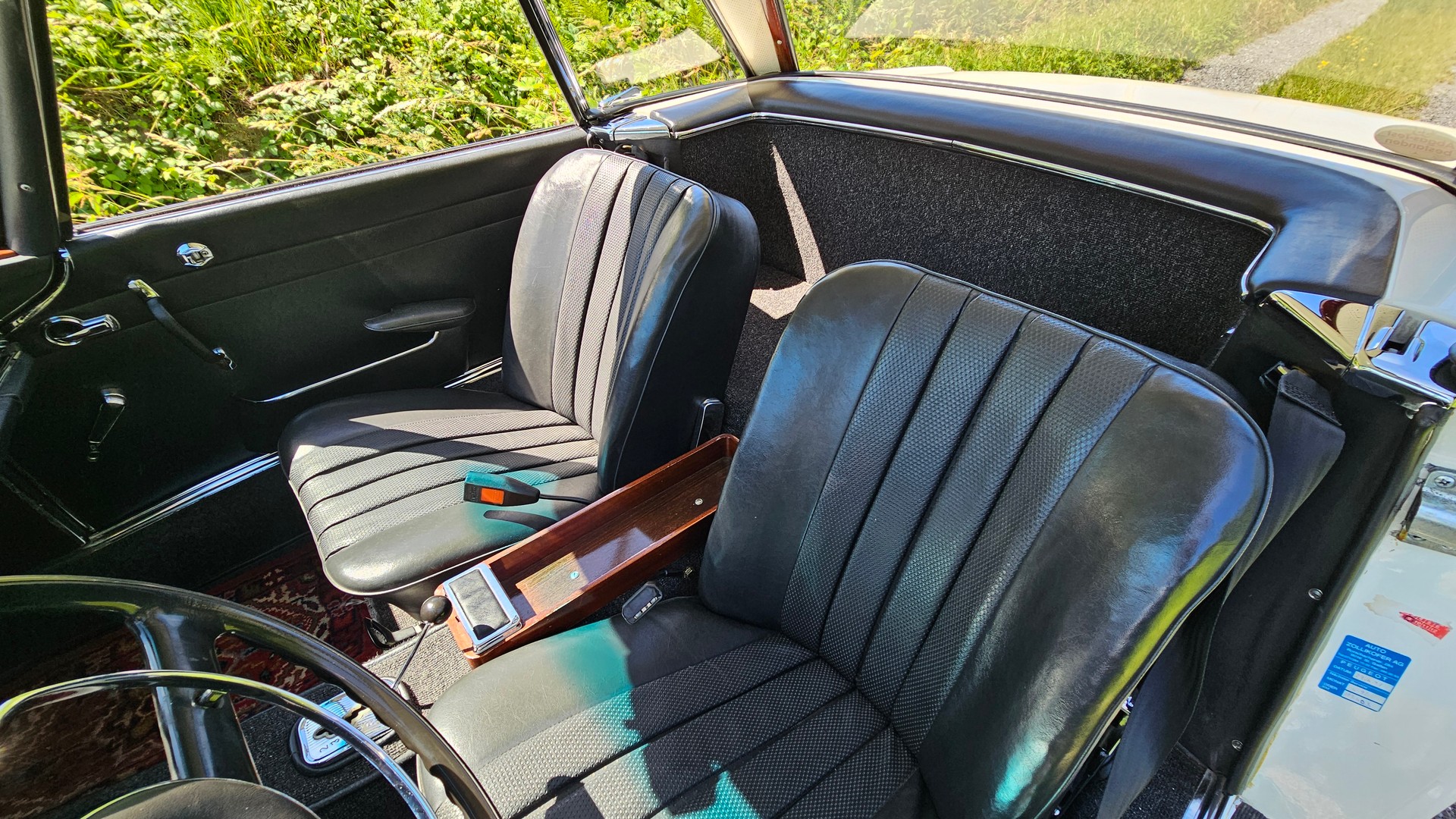 MERCEDES-BENZ SL 250-image-4