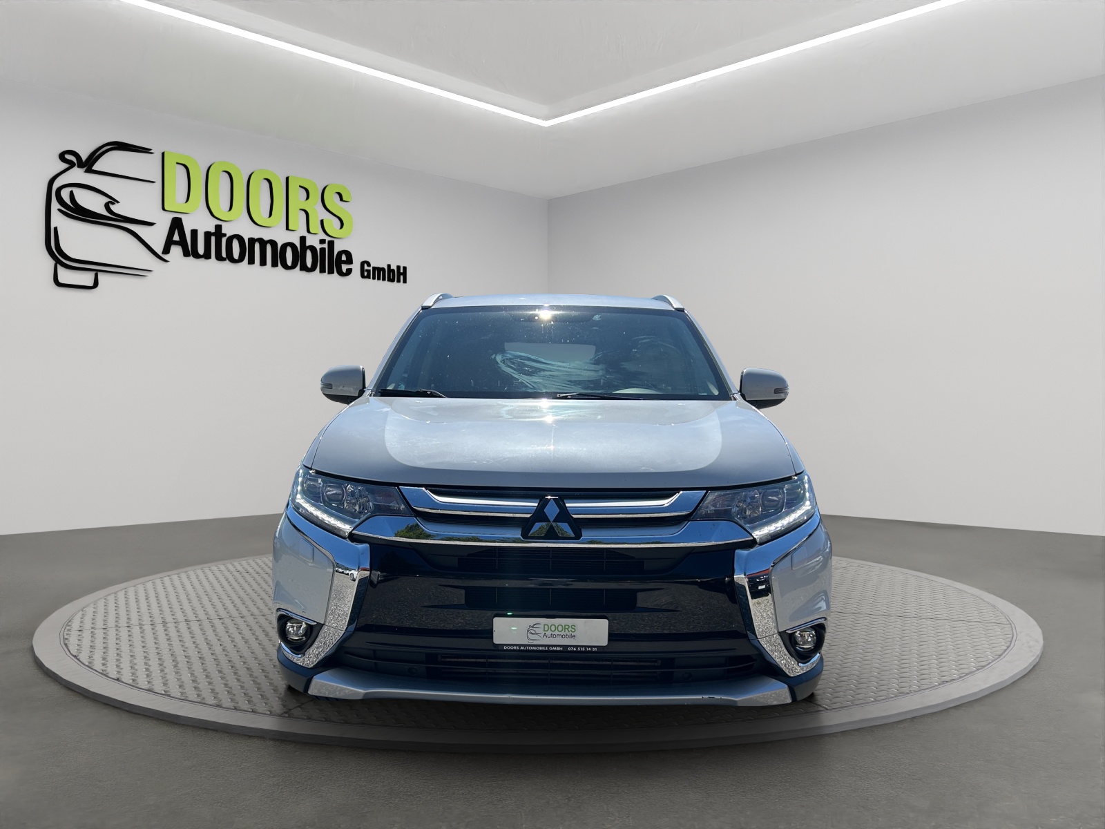 MITSUBISHI Outlander 2.2 DID Style 4WD Automatic-image-1
