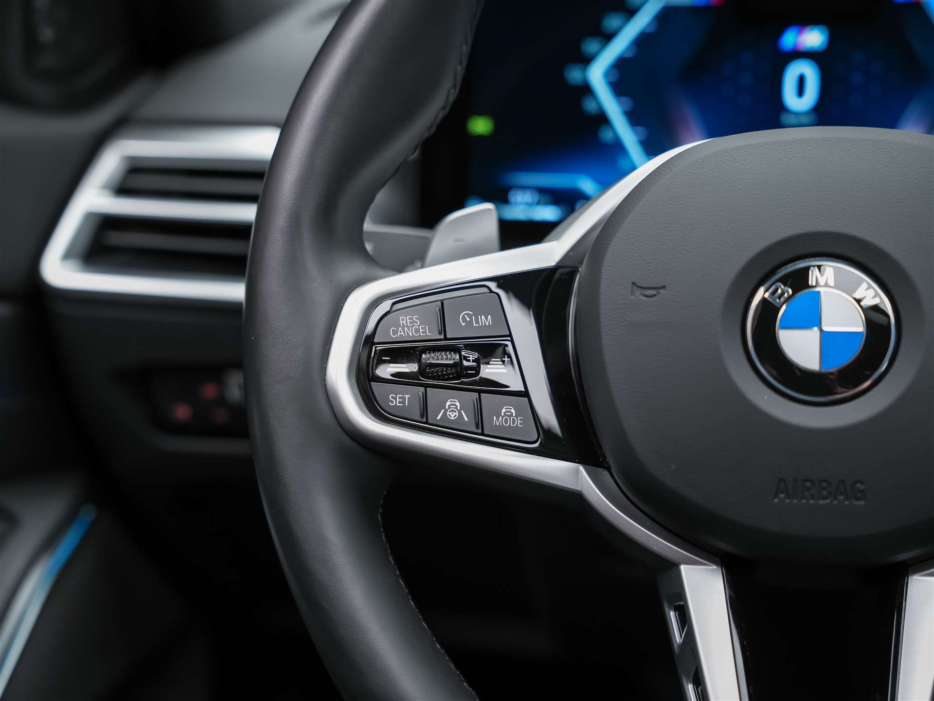 BMW 320d xDrive Steptronic M Sport Pro *Facelift*Standheizung*Panorama*-image-28