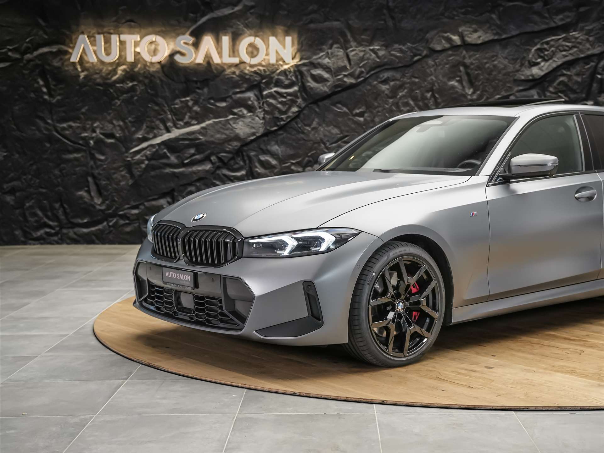 BMW 320d xDrive Steptronic M Sport Pro *Facelift*Standheizung*Panorama*-image-14