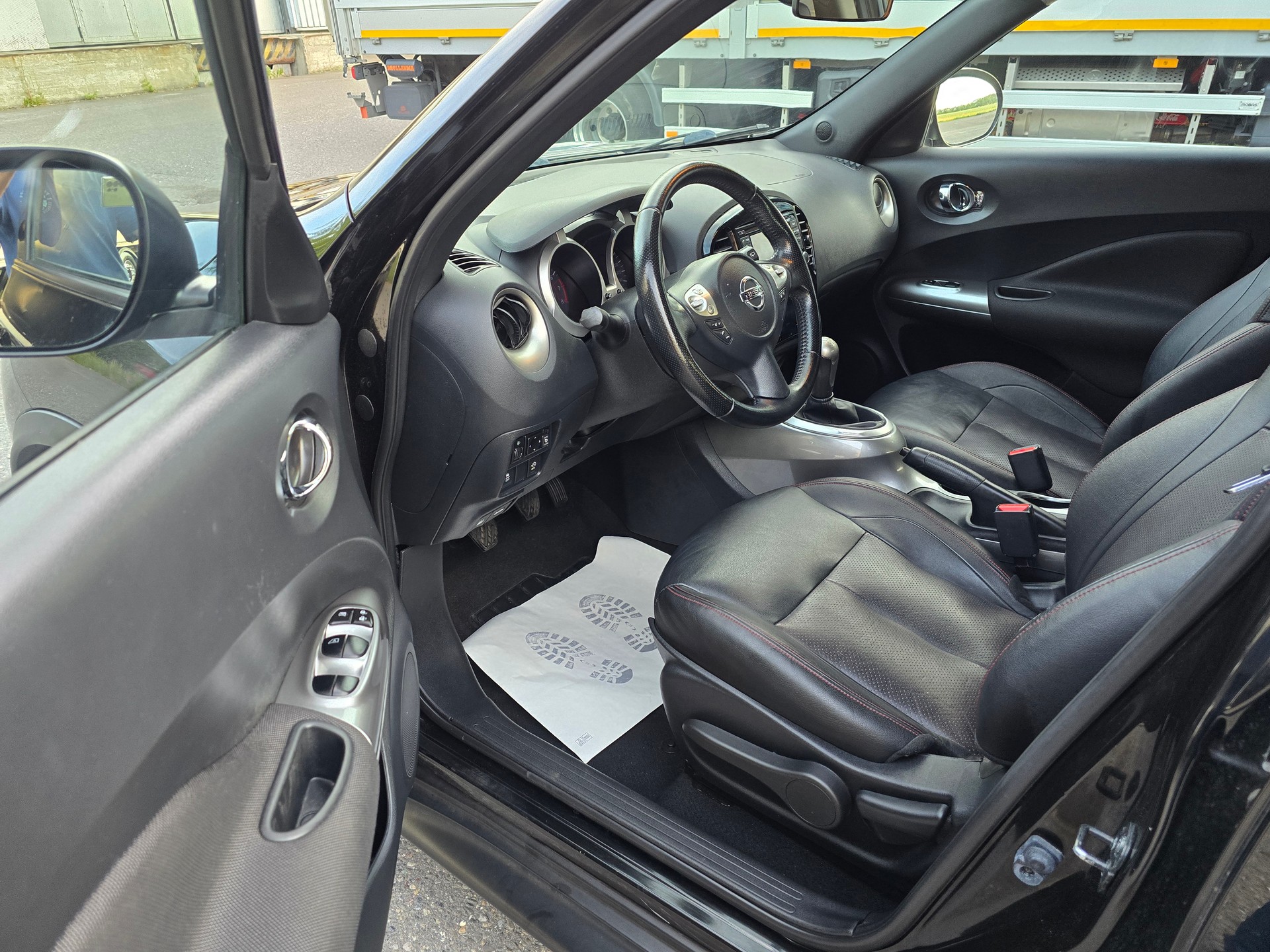 NISSAN Juke 1.6 iStop acenta-image-12