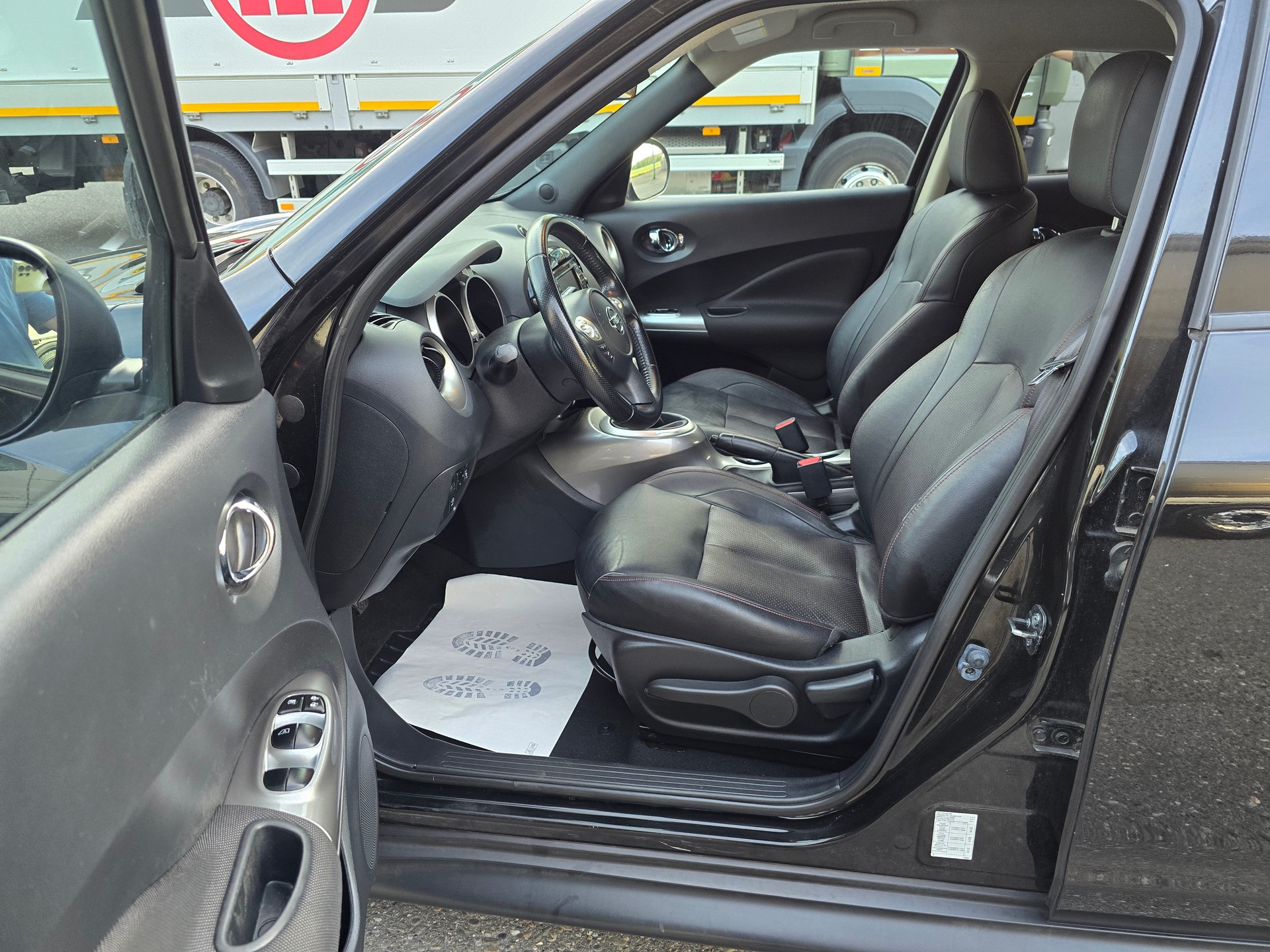 NISSAN Juke 1.6 iStop acenta-image-11
