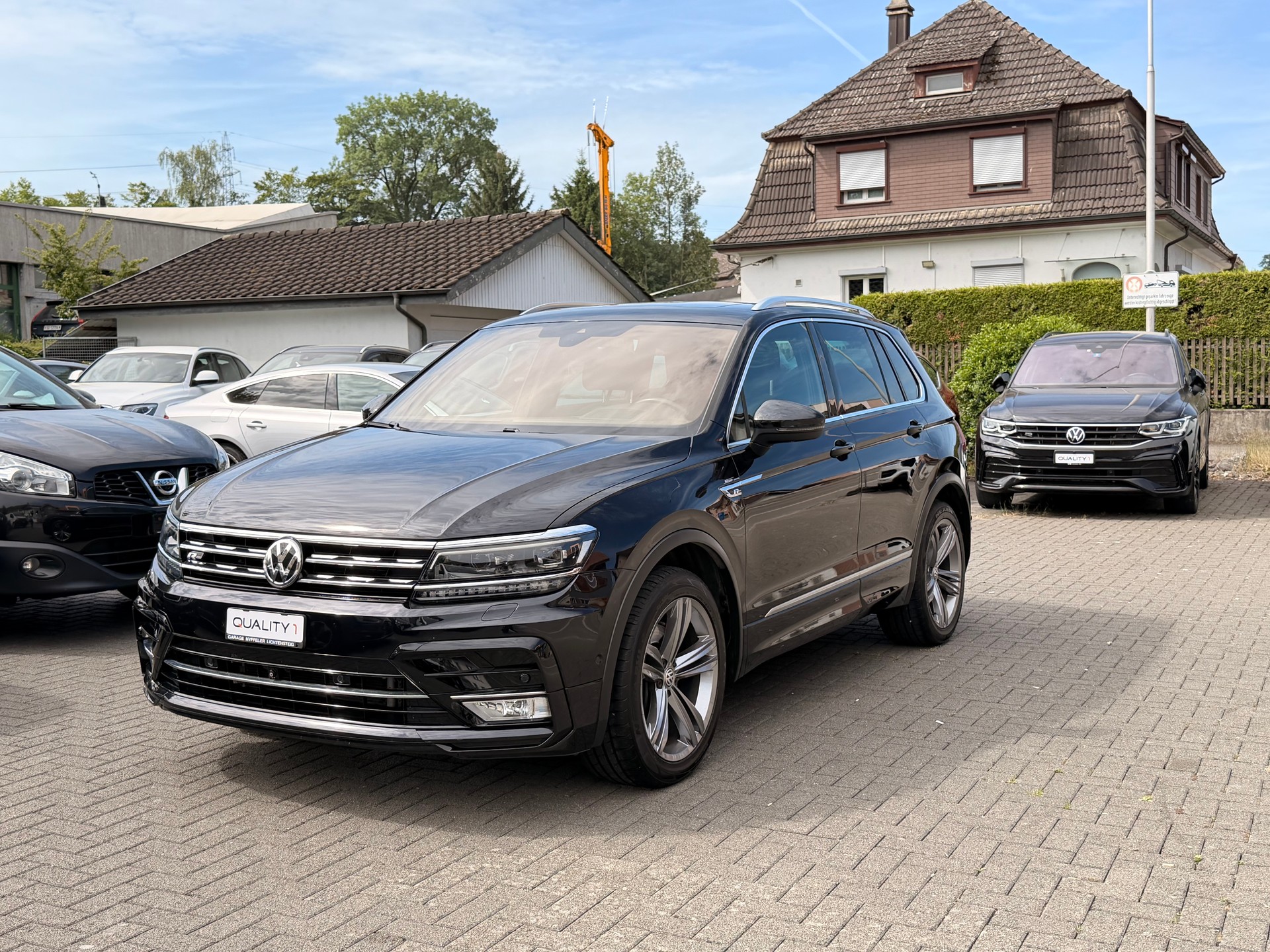 VW Tiguan 2.0 TDI RL 4Motion DSG R- Line-image-6