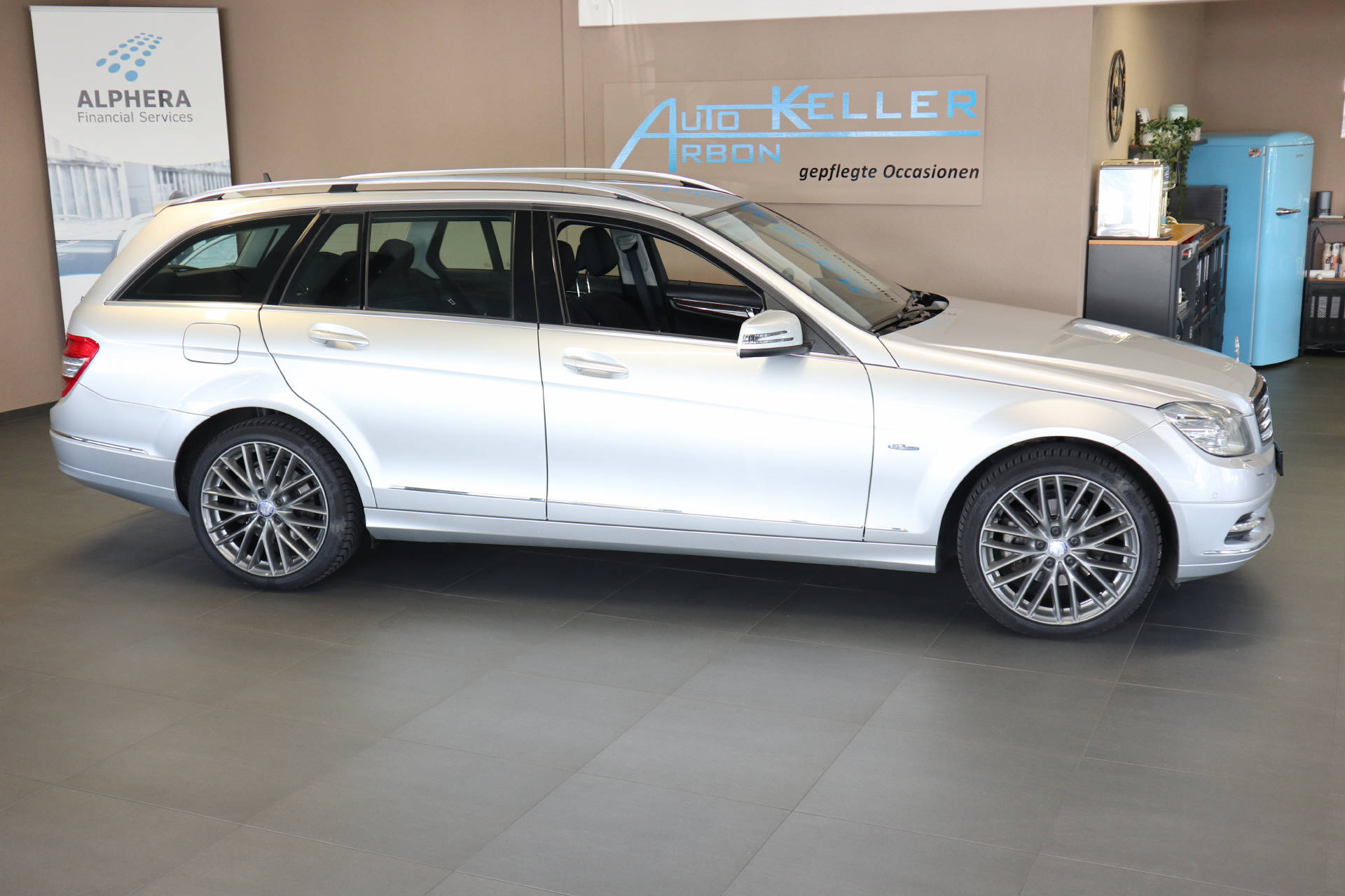 MERCEDES-BENZ C 250 CDI BlueEF Kombi-image-0