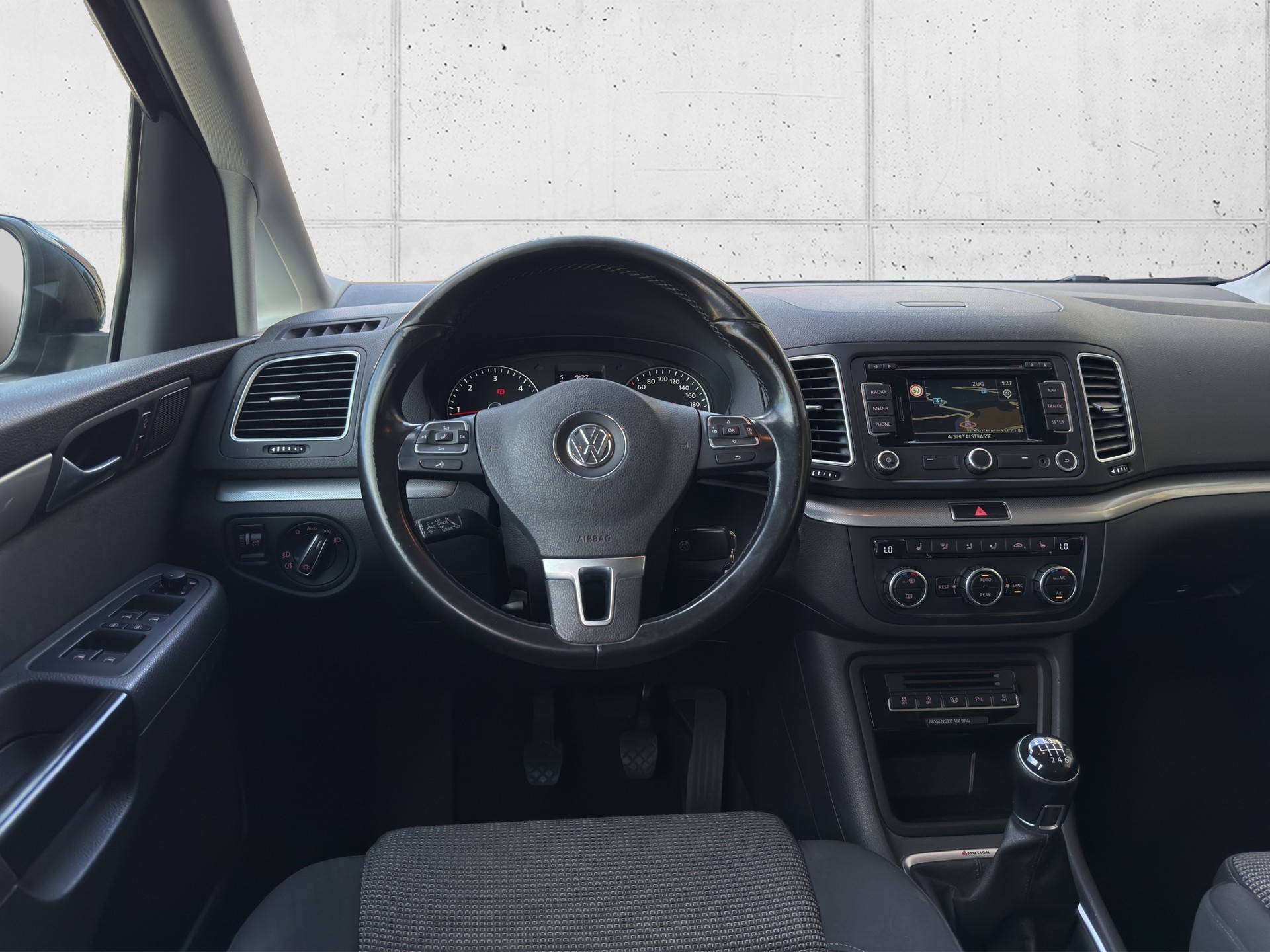 VW Sharan 2.0 TDI BMT Comfortline 4Motion-image-7