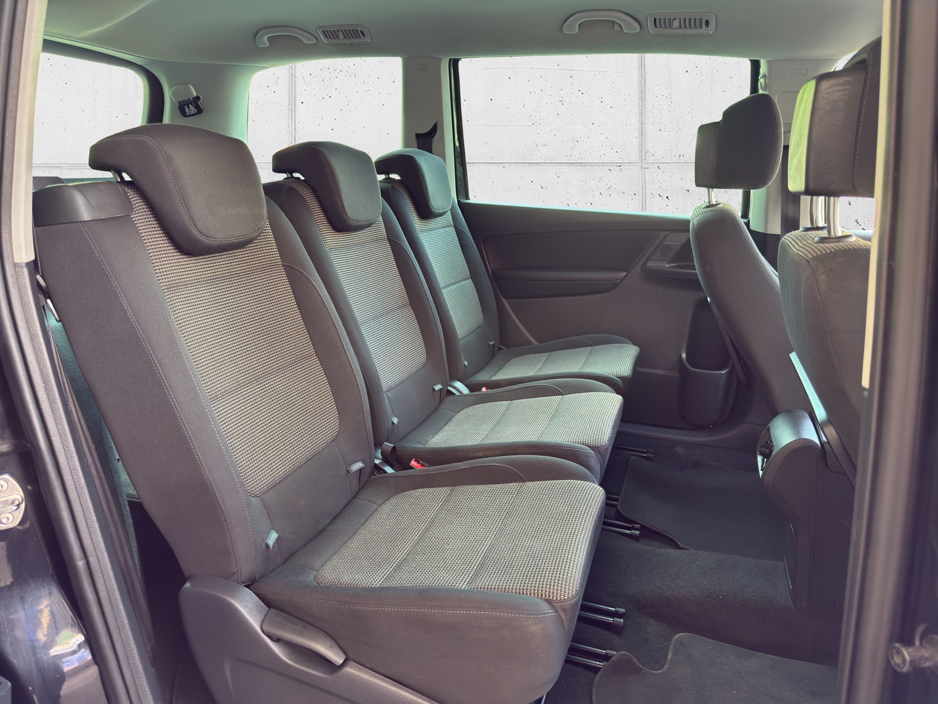 VW Sharan 2.0 TDI BMT Comfortline 4Motion-image-11